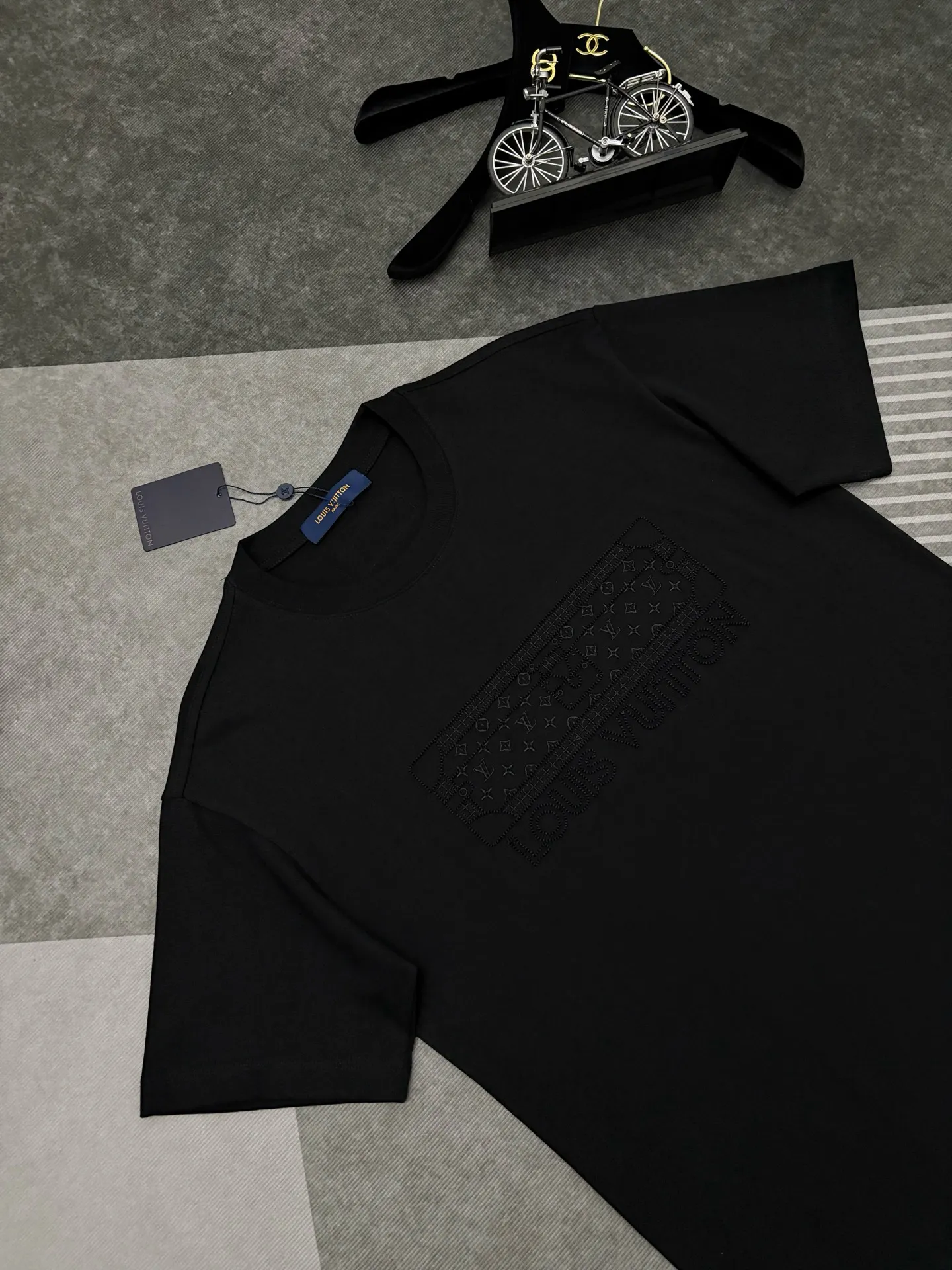 Embroidered Monogram Cotton T-Shirt D17514878 — view 2