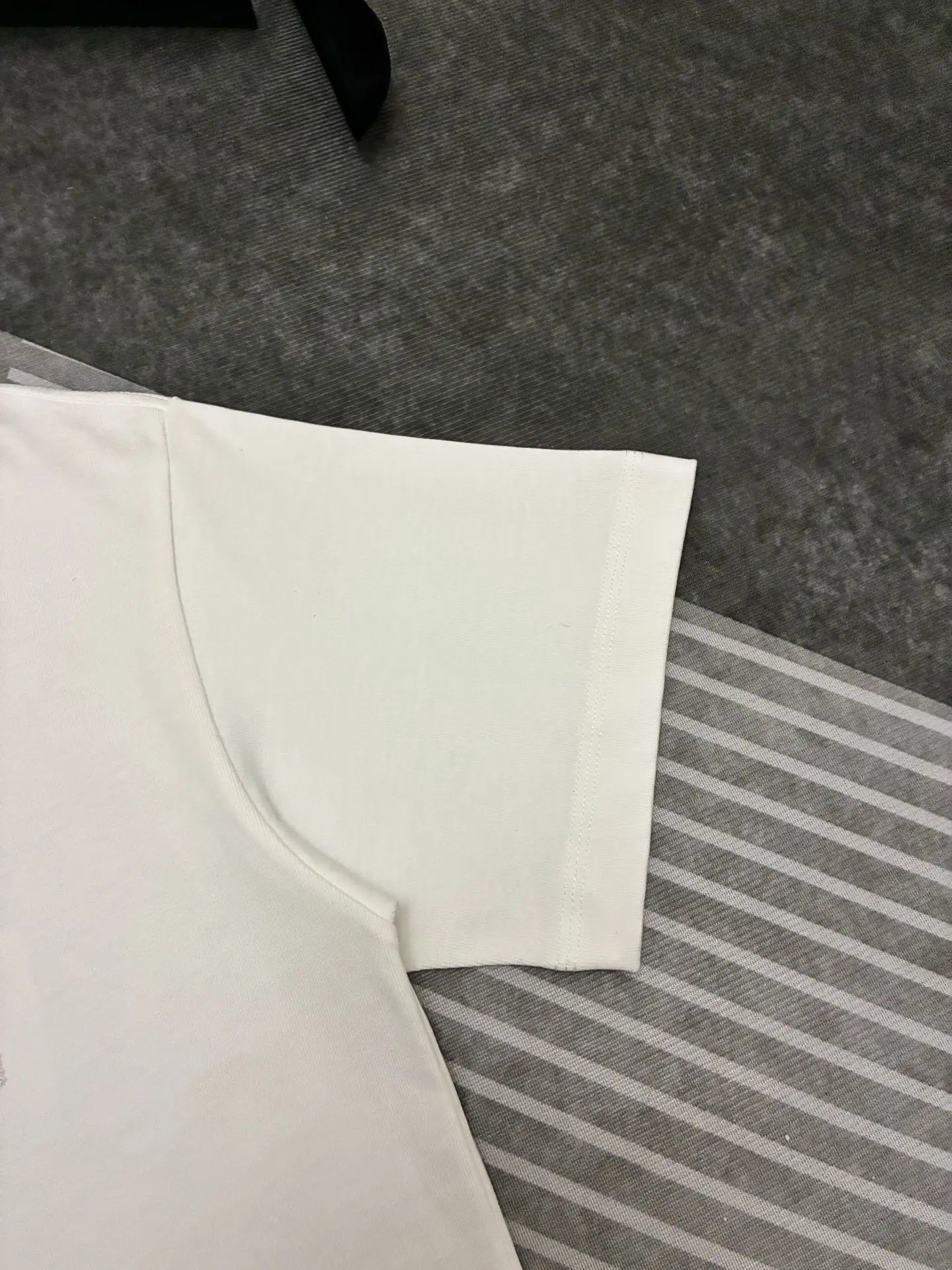 Embroidered Logo Cotton Jersey T-Shirt D17514911 — view 6