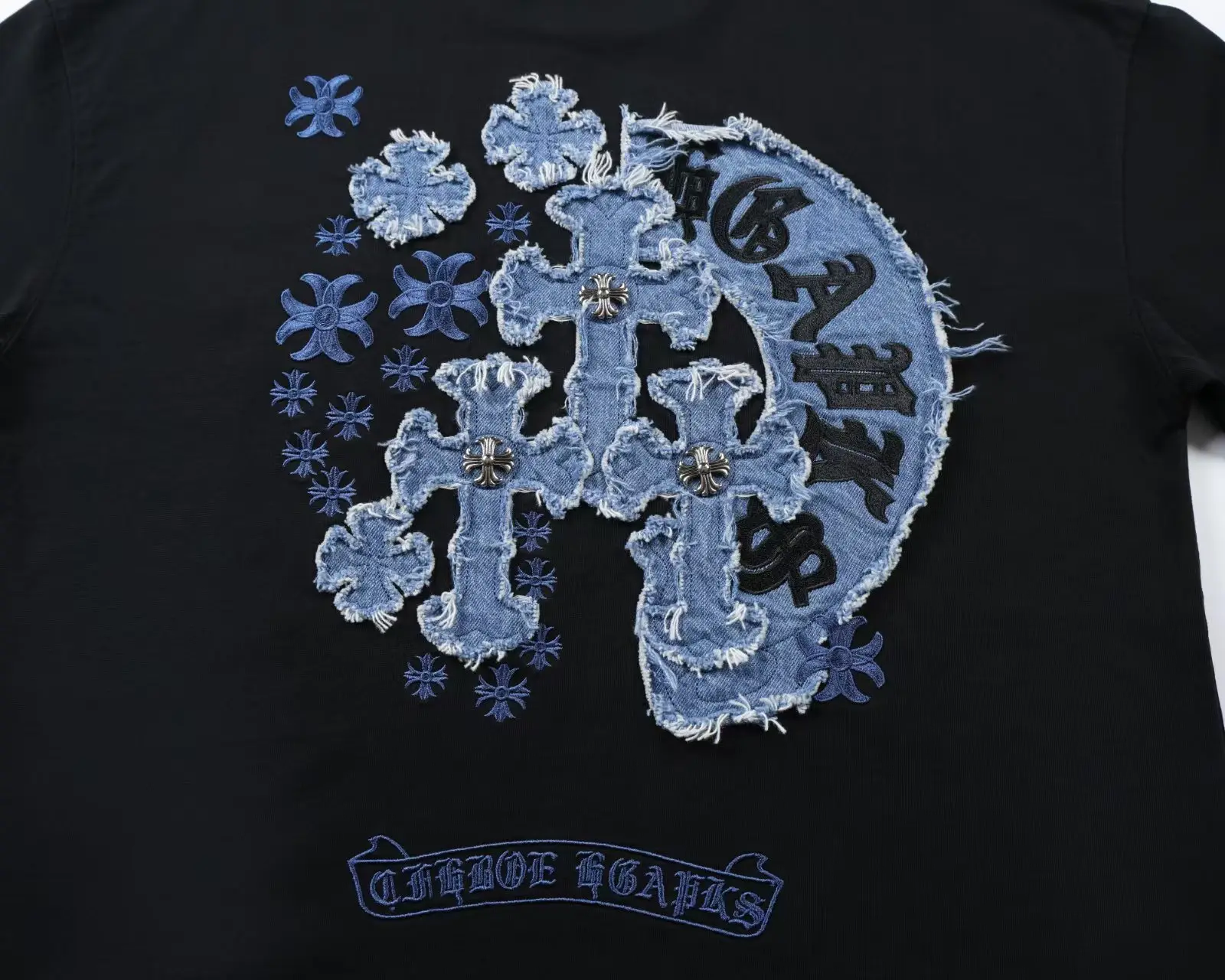 Denim Patchwork Embroidered Long-Sleeve T-Shirt D18023612 — view 4