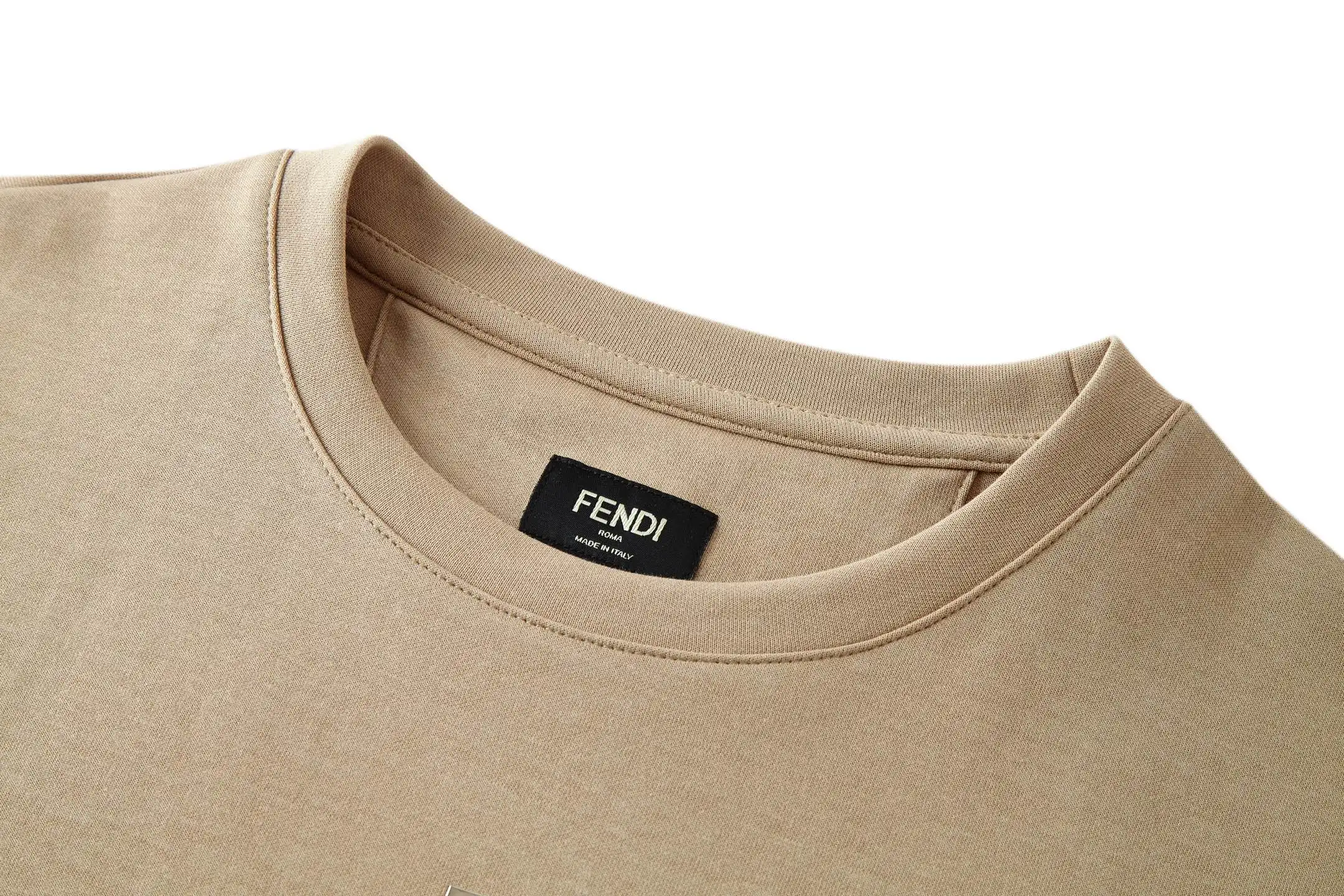 FF Logo Hardware Cotton T-Shirt D18013804 — view 3