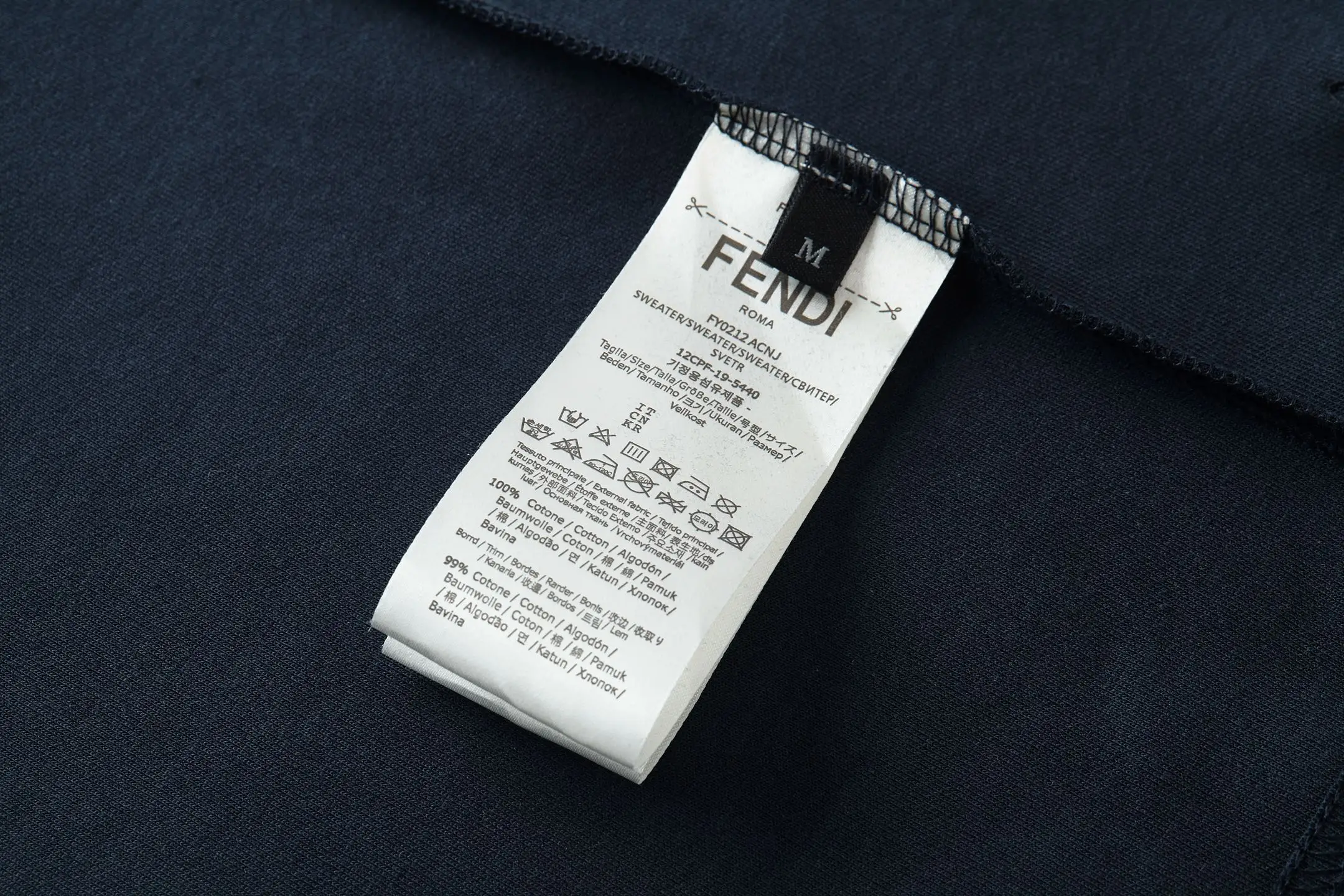 FF Logo Hardware Cotton T-Shirt D18013806 — view 9