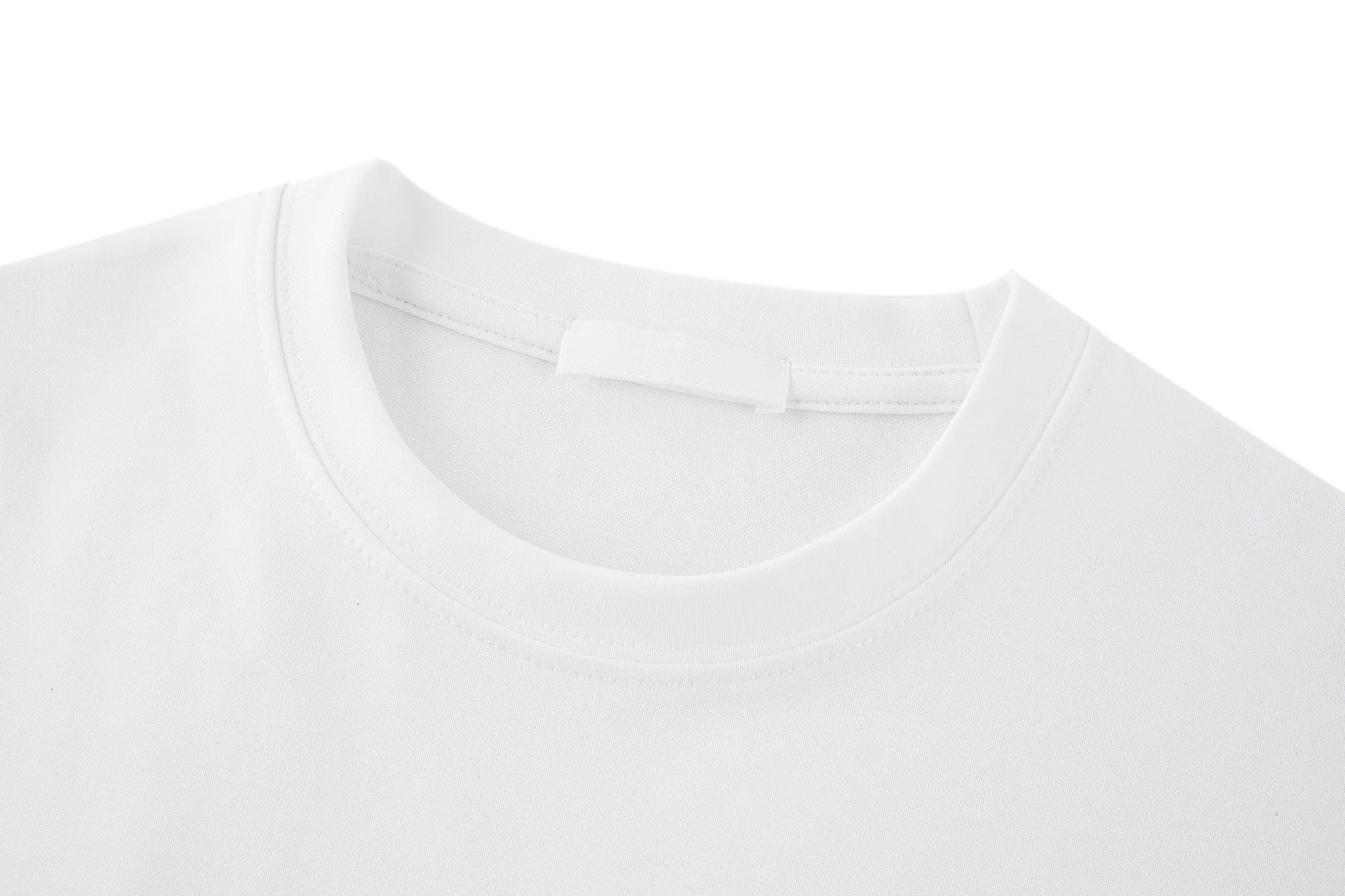 Oversized Logo-Badge Cotton T-Shirt D18013771 — view 3