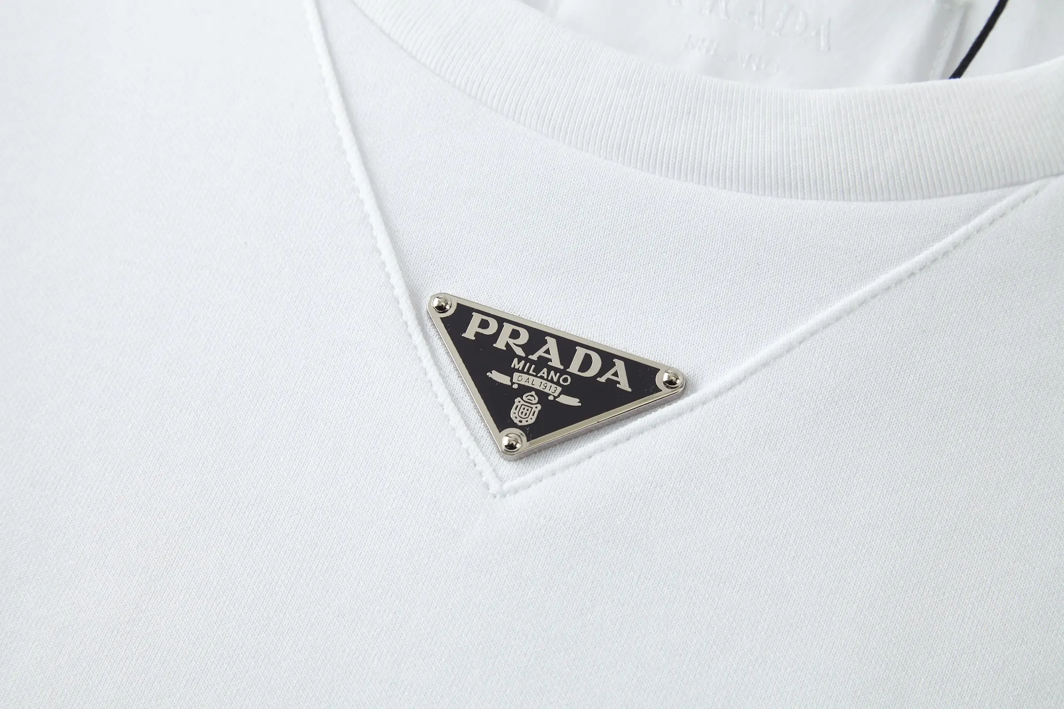 Logo-Embellished Oversized Cotton T-Shirt D18013808 — view 4