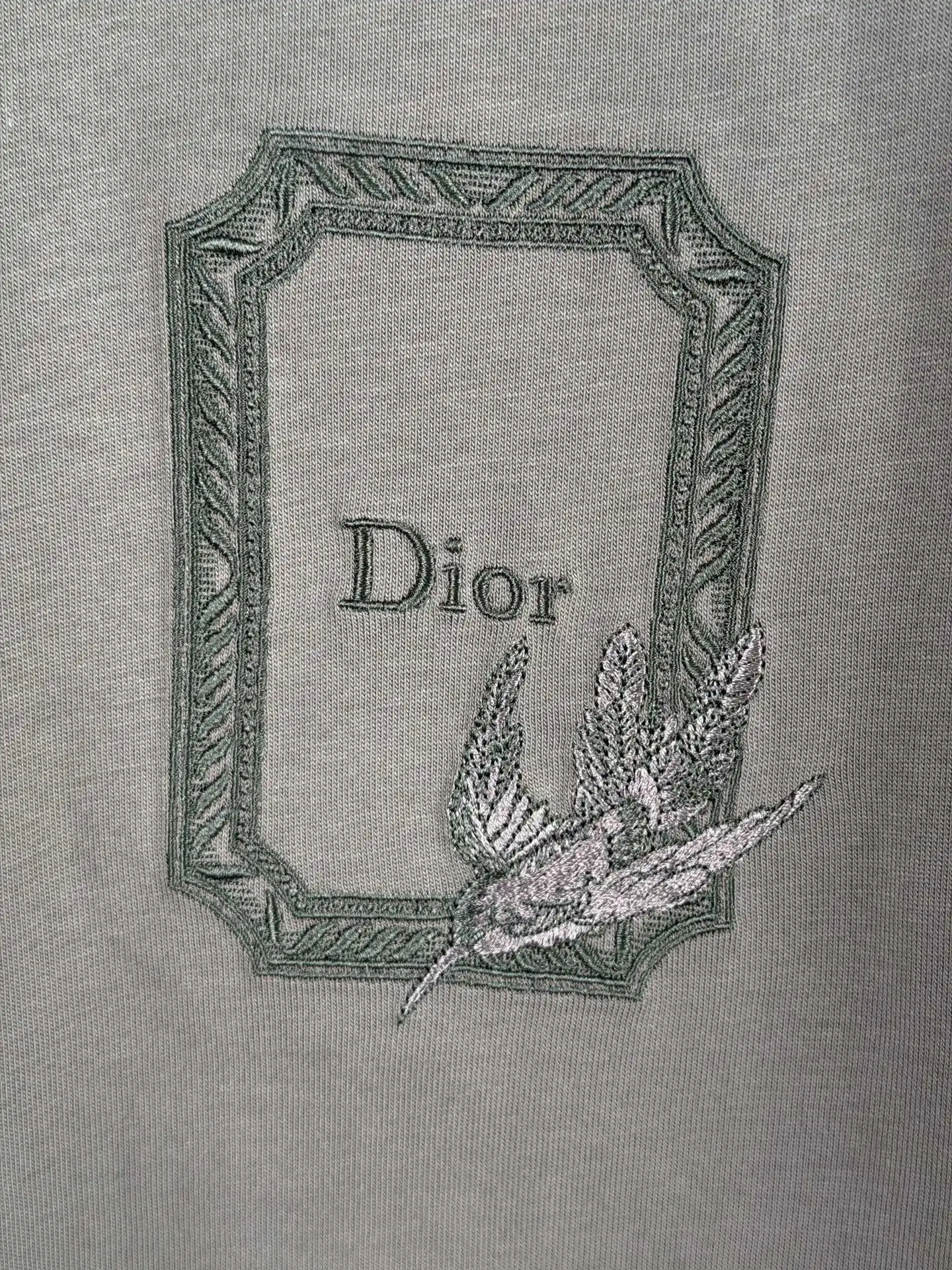 Médaillon Colibri Embroidered Cotton T-Shirt D18523633 — view 6