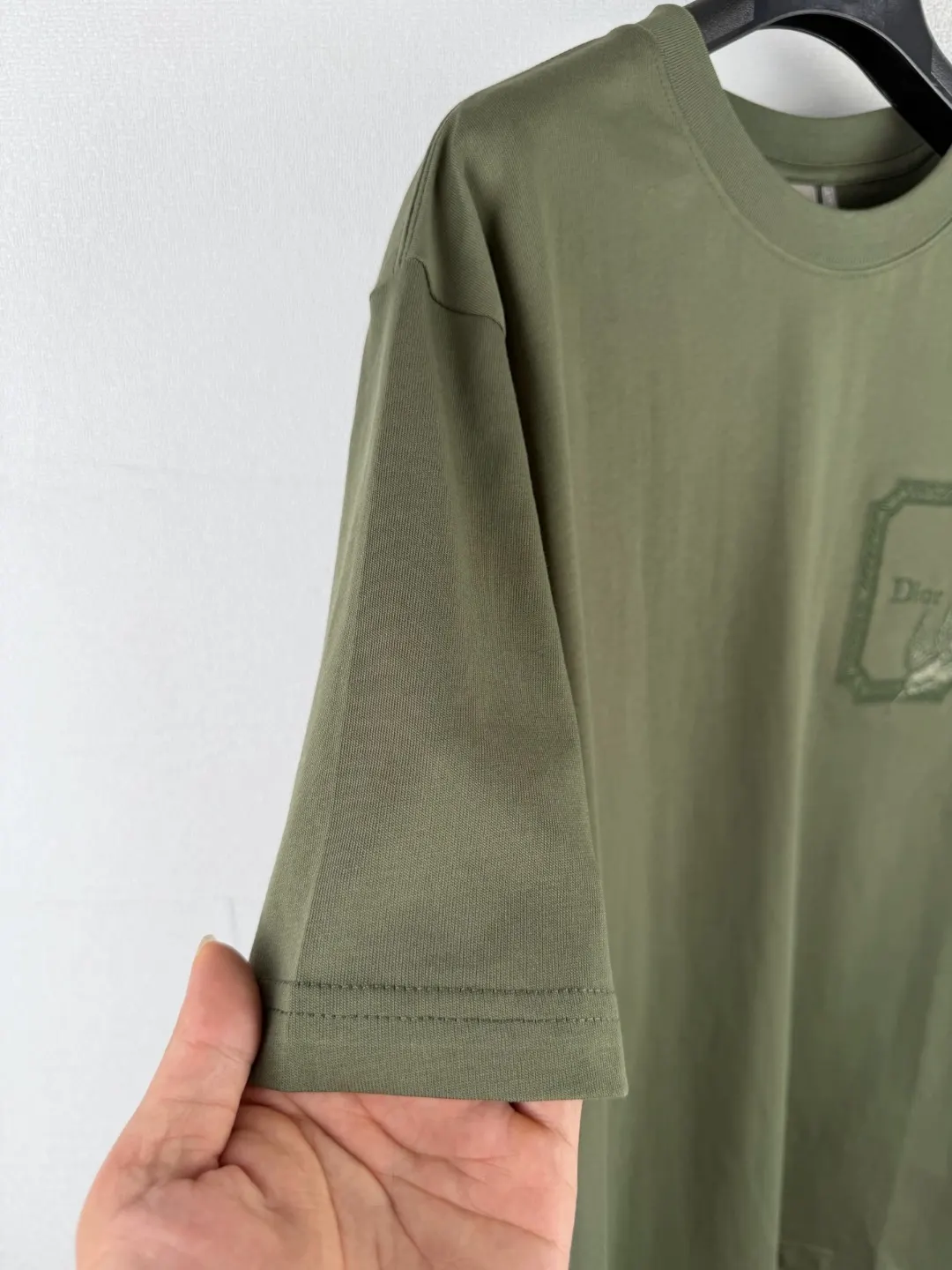 Médaillon Colibri Embroidered Cotton T-Shirt D18523633 — view 7