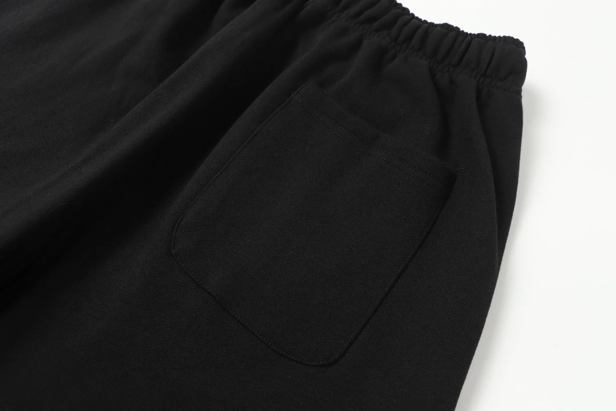 Logo-Embroidered Drawstring Cotton Shorts D18512795 — view 9