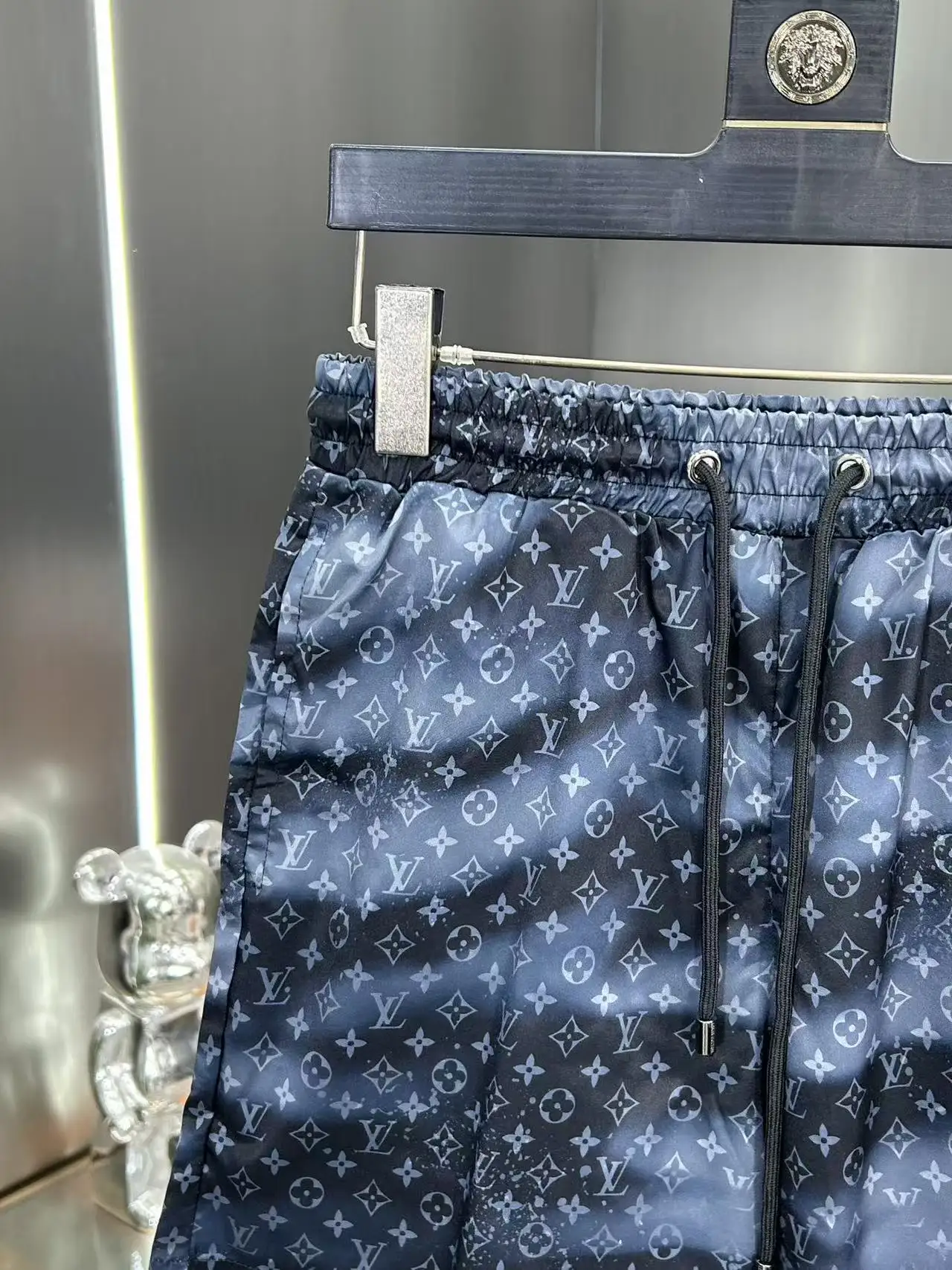 Monogram Print Quick-Dry Swim Shorts D18511971 — view 5