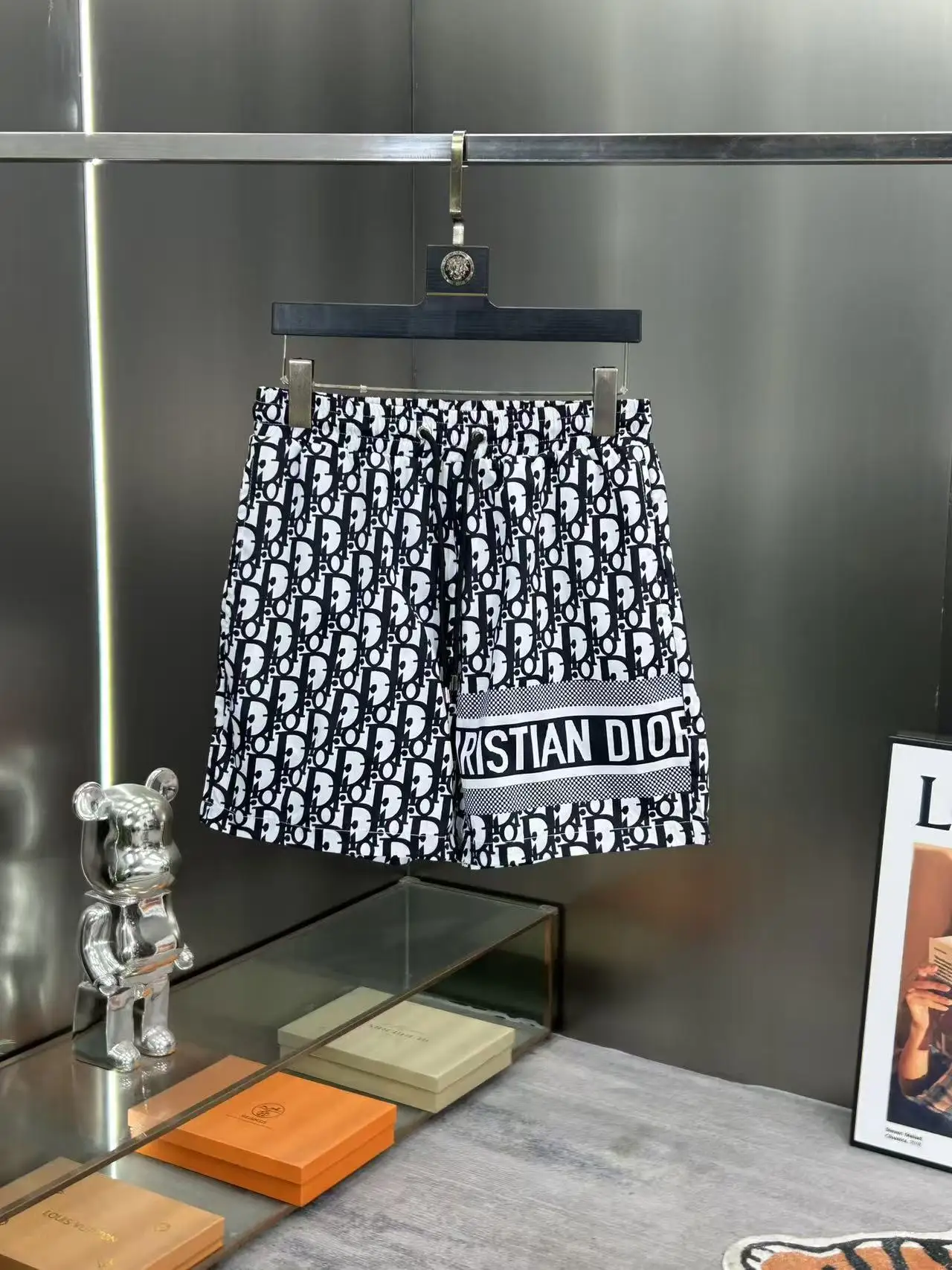 Oblique Monogram Quick-Dry Shorts D18511987