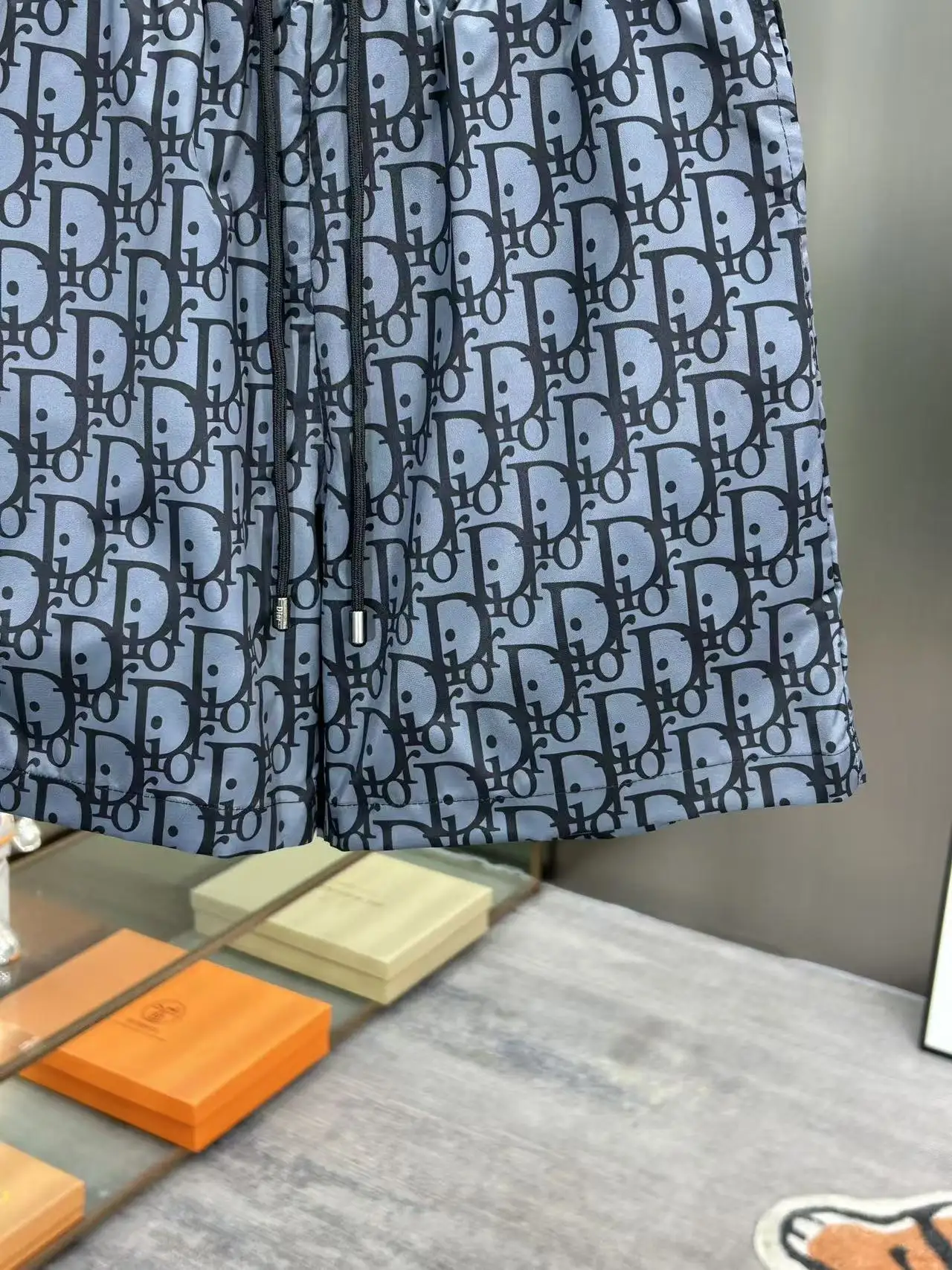 Oblique Monogram Technical Fabric Shorts D18511986 — view 8