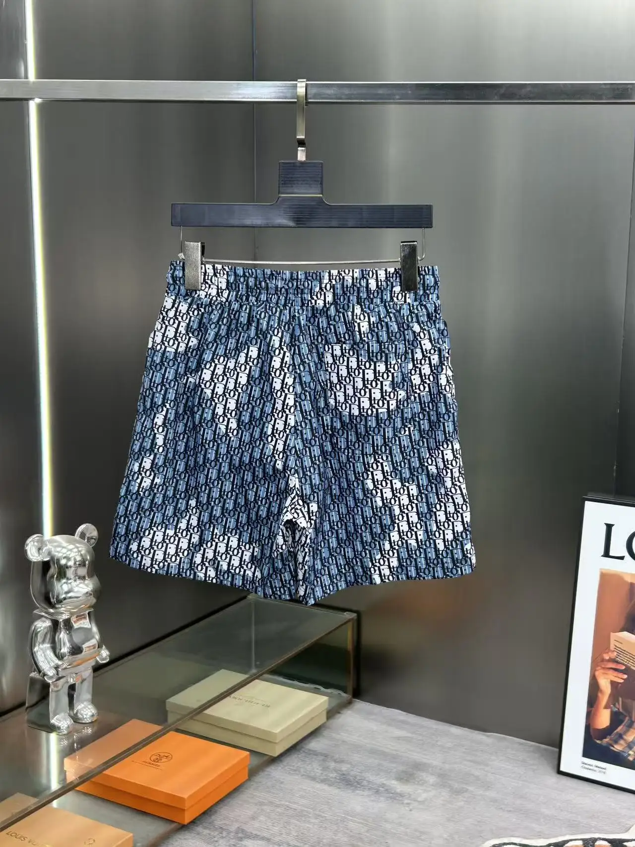 Oblique Monogram Technical Fabric Shorts D18511970 — view 2