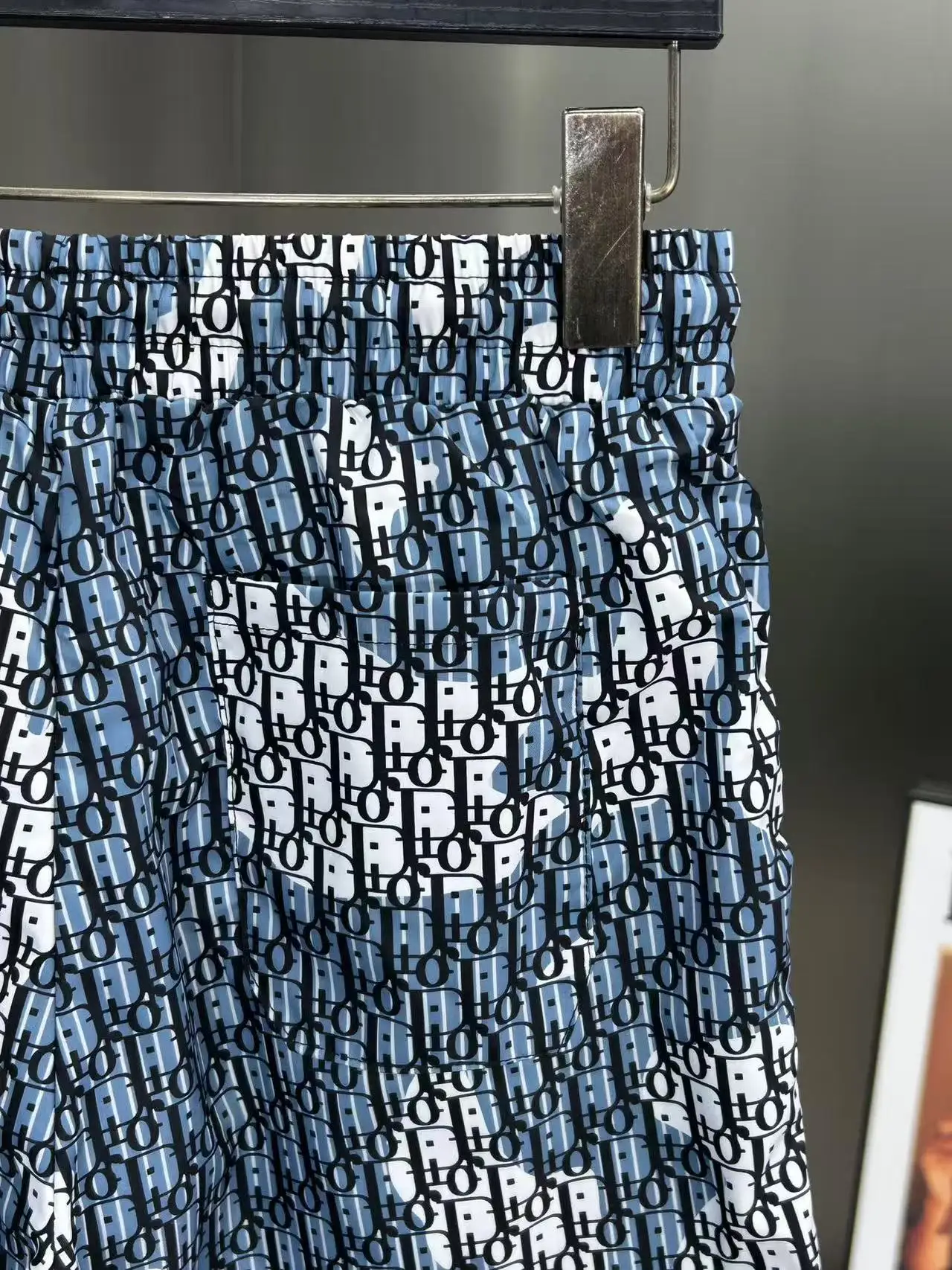 Oblique Monogram Technical Fabric Shorts D18511970 — view 4