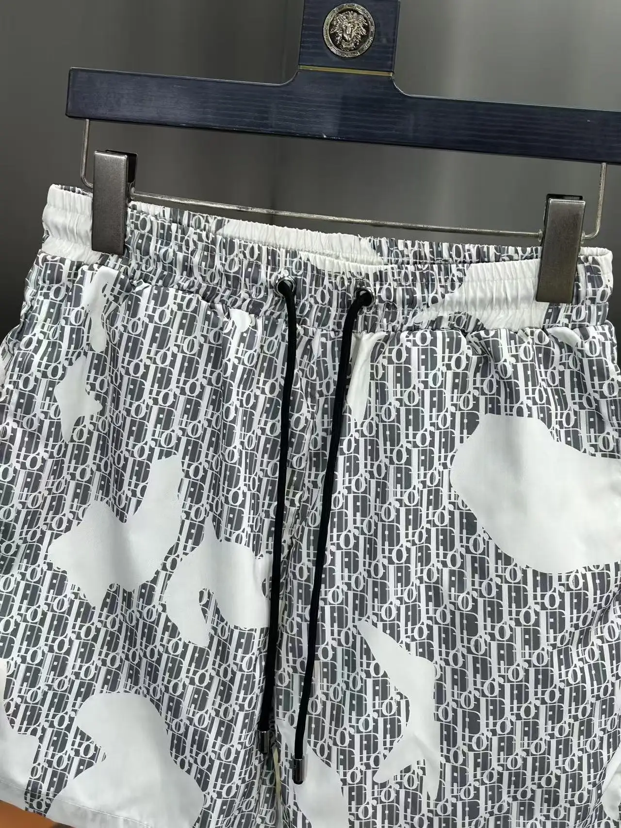 Oblique Monogram Quick-Dry Shorts D18511969 — view 3