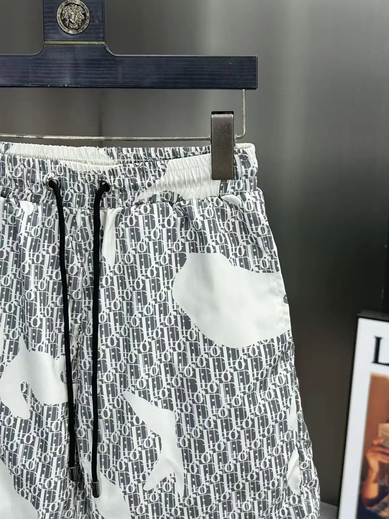 Oblique Monogram Quick-Dry Shorts D18511969 — view 5