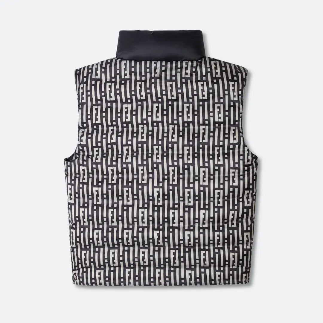 Reversible FF Stripes Down-Filled Gilet D19020355 — view 2
