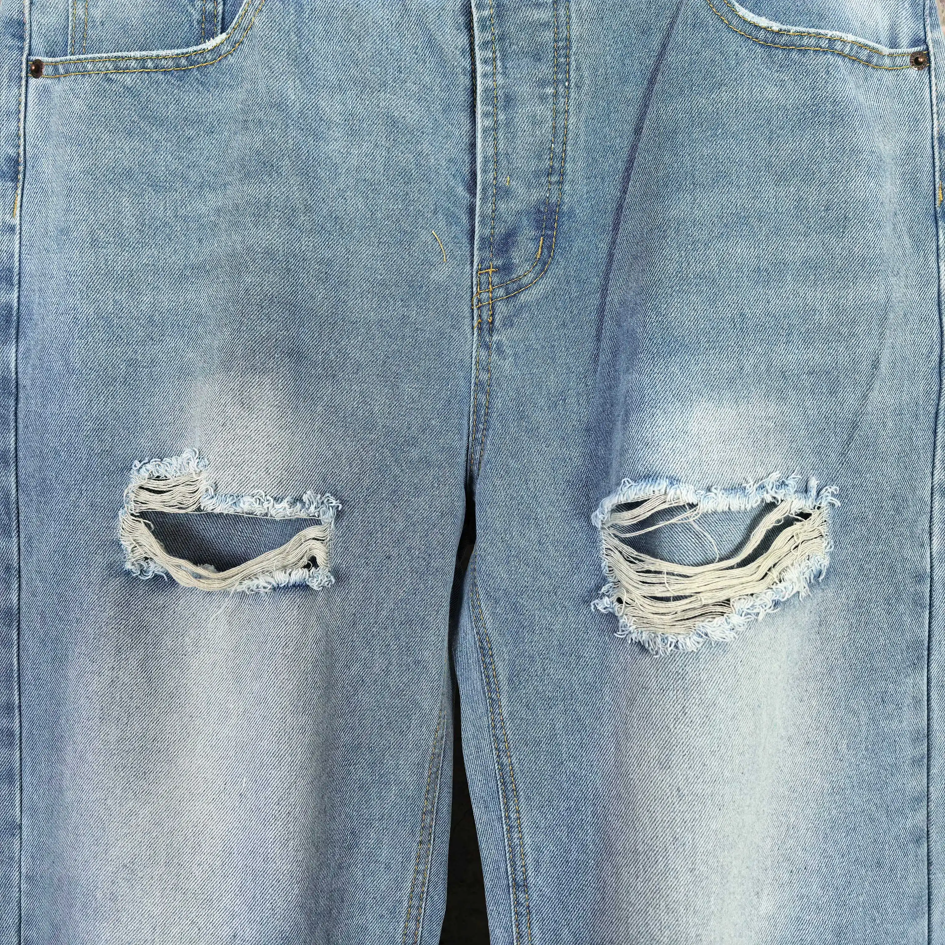 Distressed Straight-Leg Jeans D19023283 — view 8