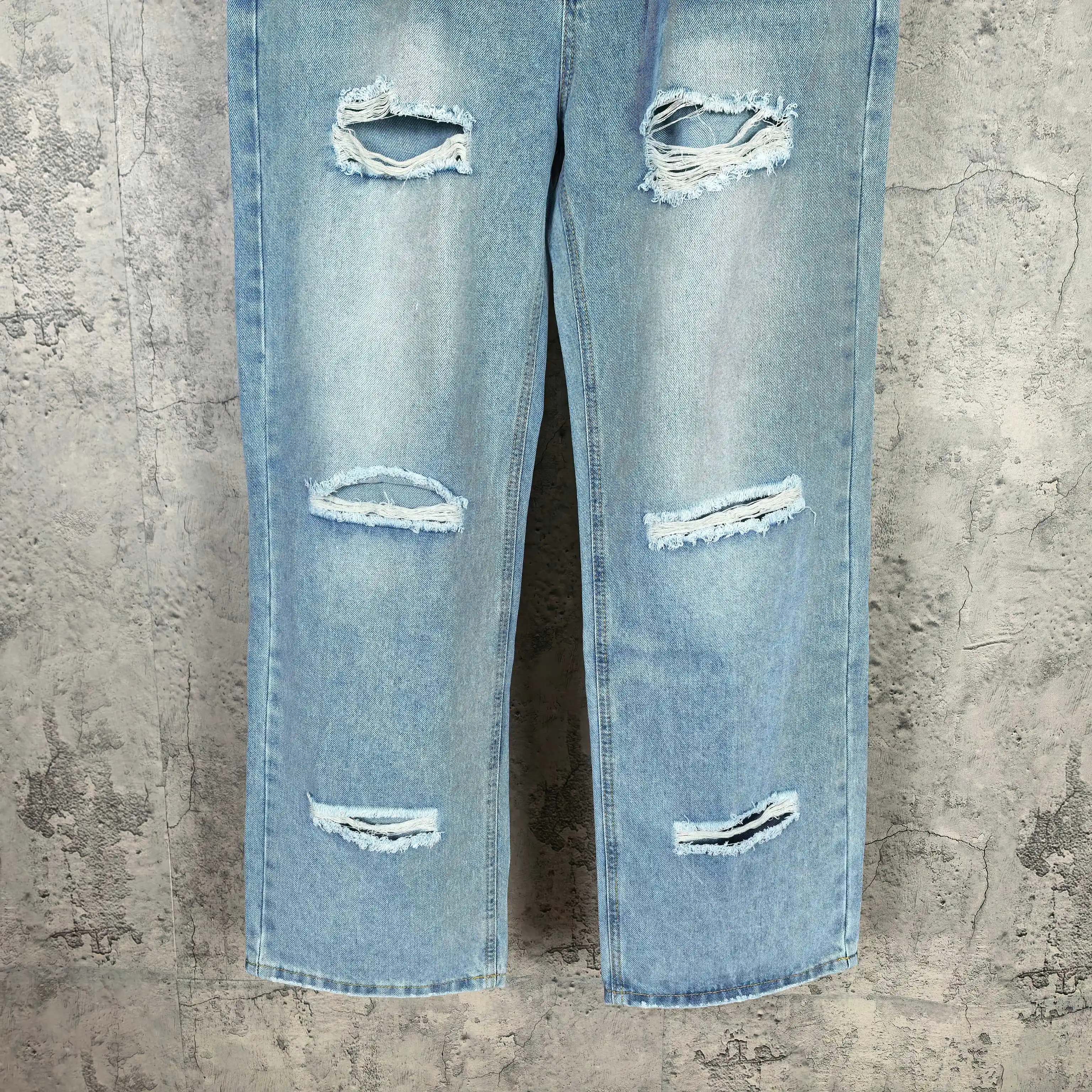 Distressed Straight-Leg Jeans D19023283 — view 10