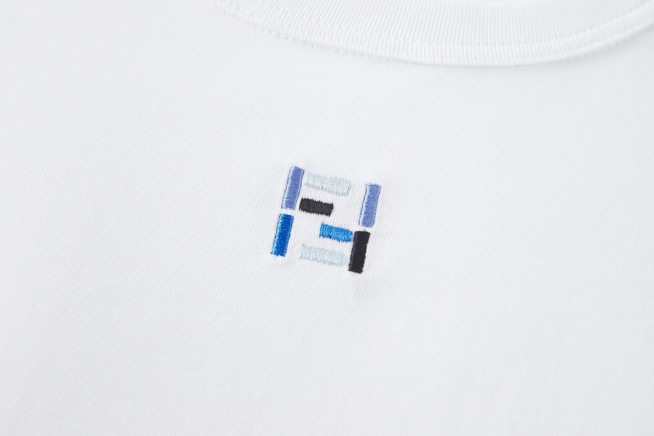 FF Logo Embroidered Layered Cotton T-Shirt D19021081 — view 4