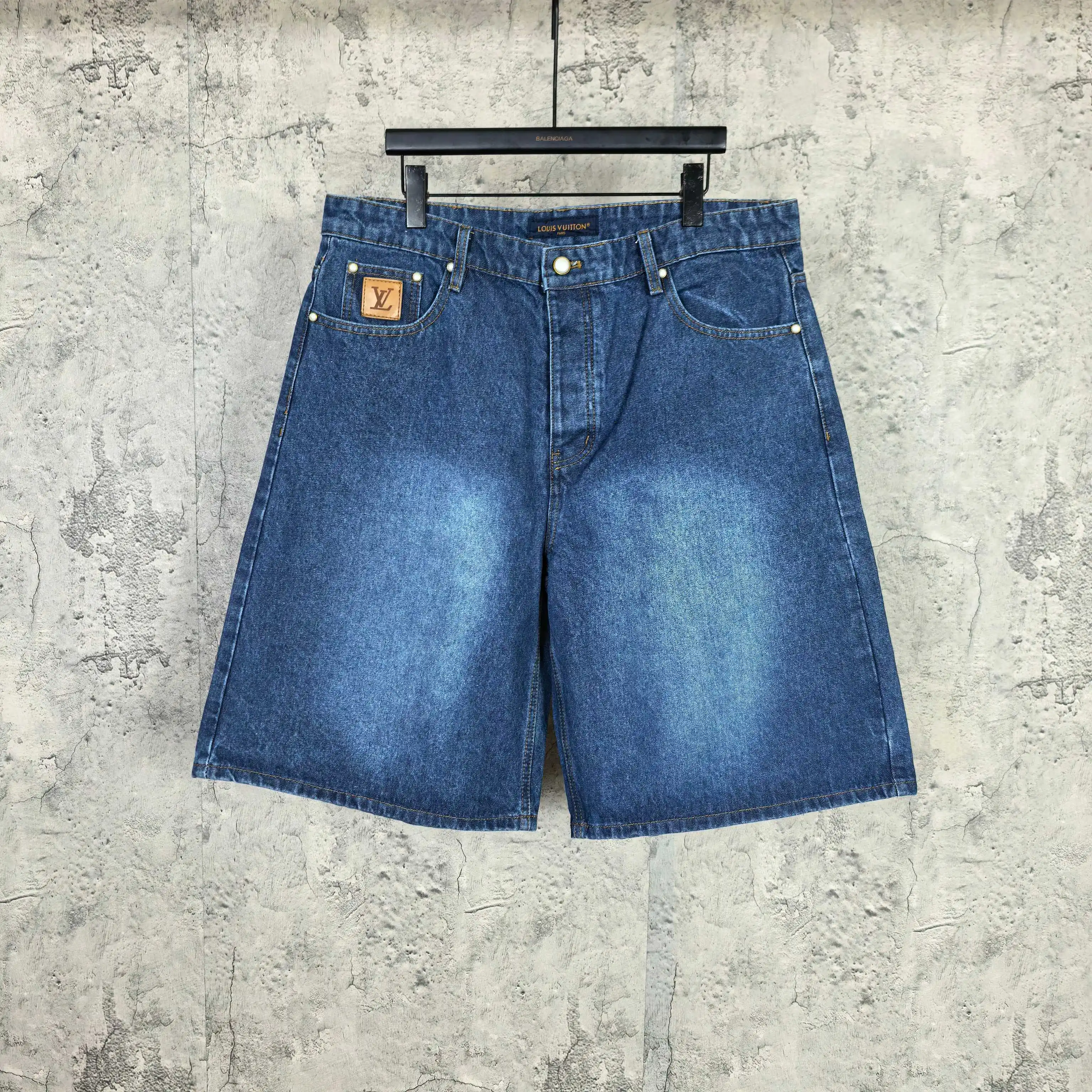 Washed Denim Shorts with Pearl Button D19023209
