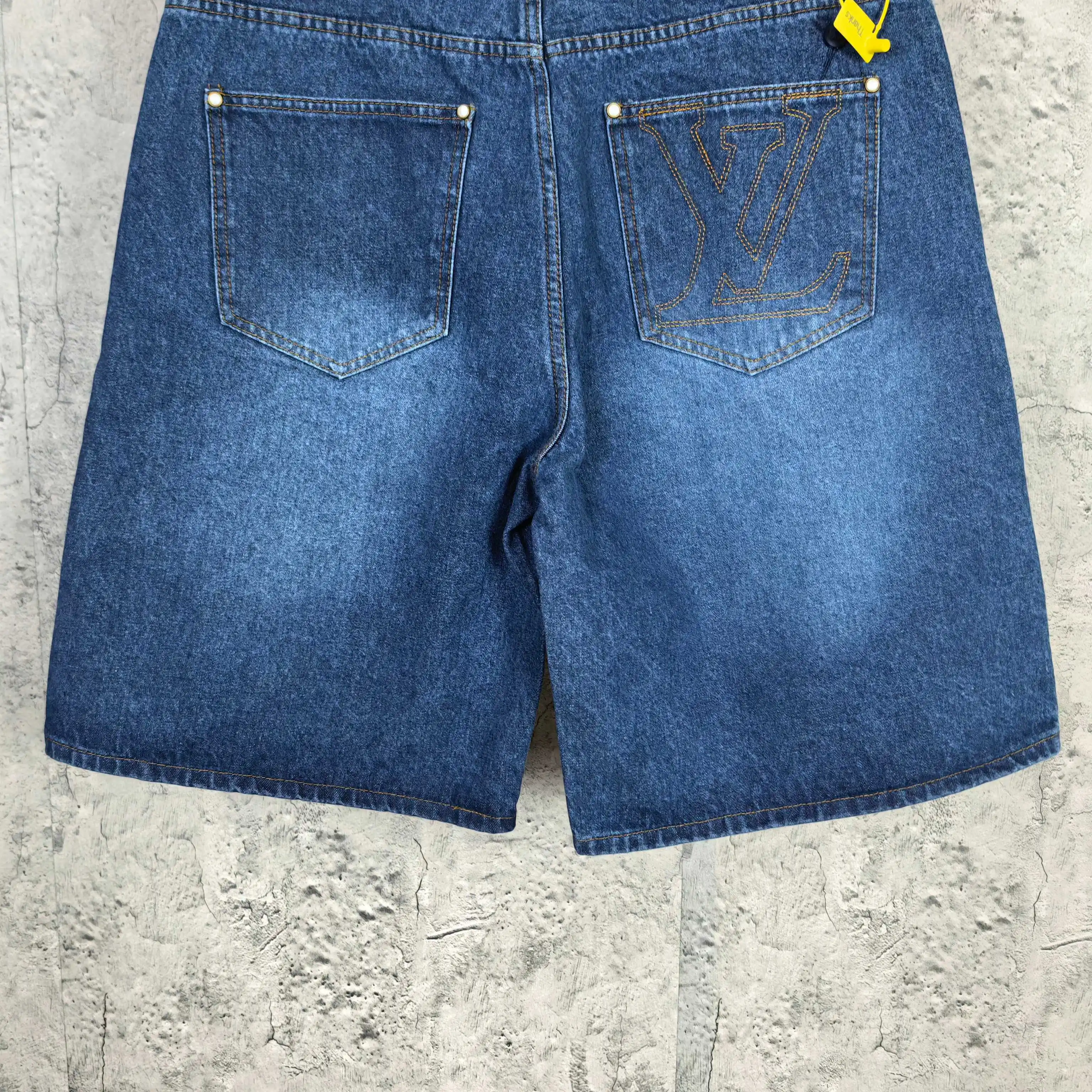 Washed Denim Shorts with Pearl Button D19023209 — view 12
