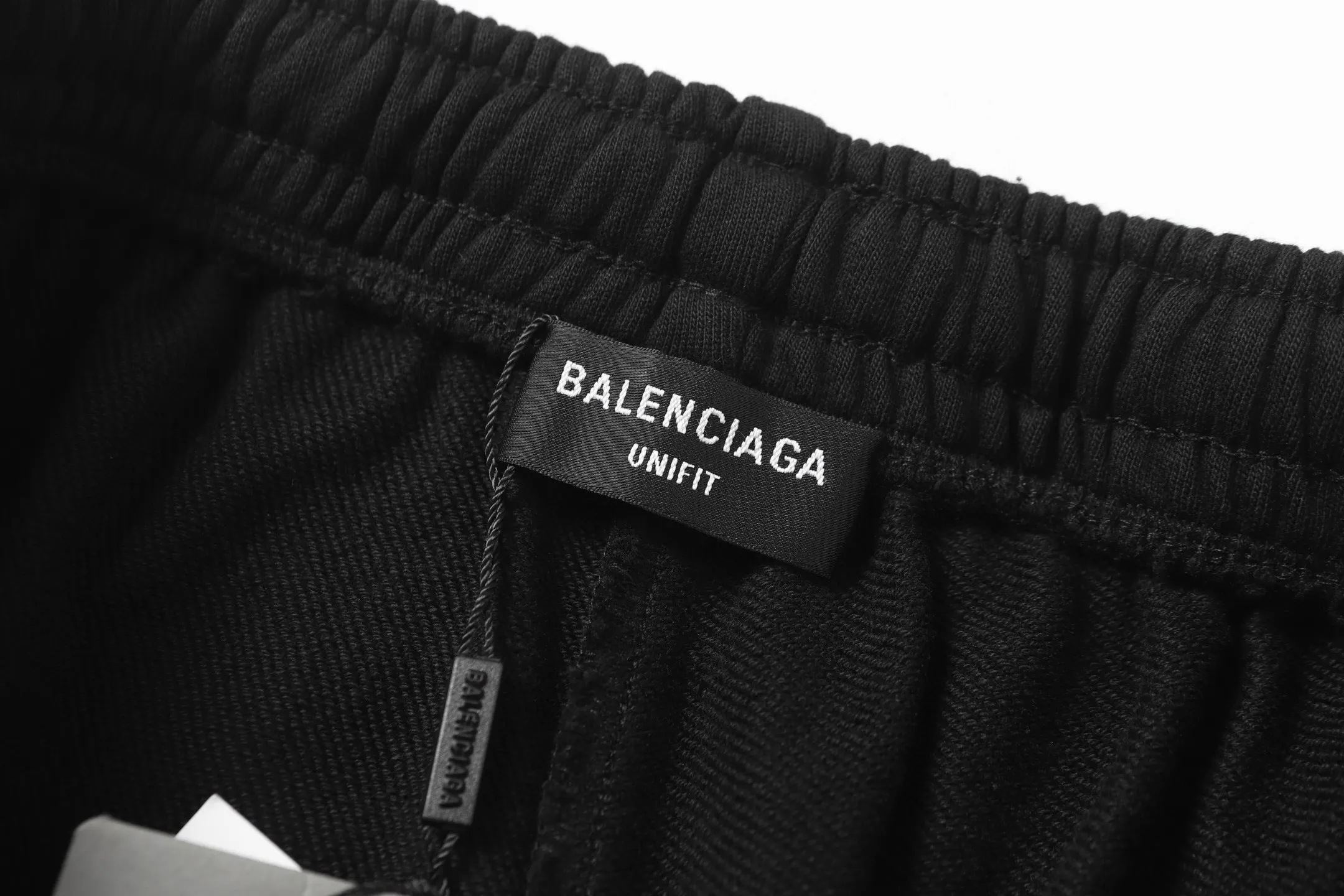 Logo-Embroidered Distressed Cotton Shorts D19012804 — view 6