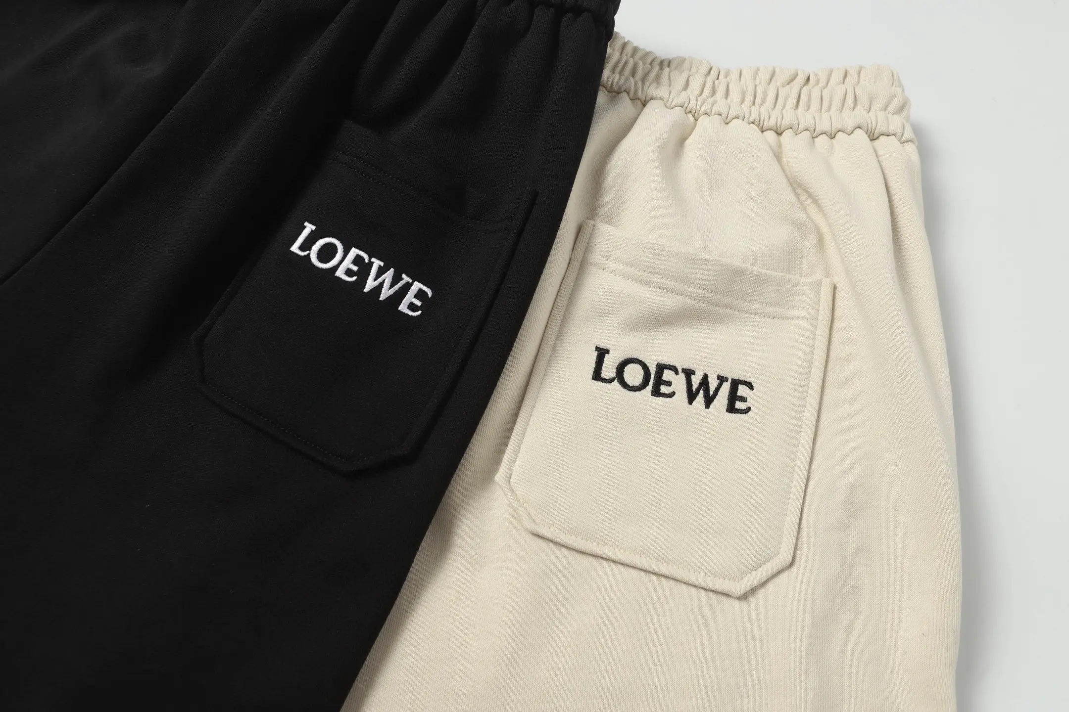 Embroidered Logo Drawstring Shorts D19012801 — view 9