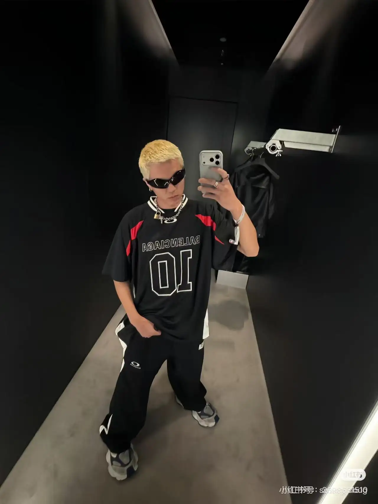 Oversized Embroidered Jersey T-Shirt D19018729 — view 3