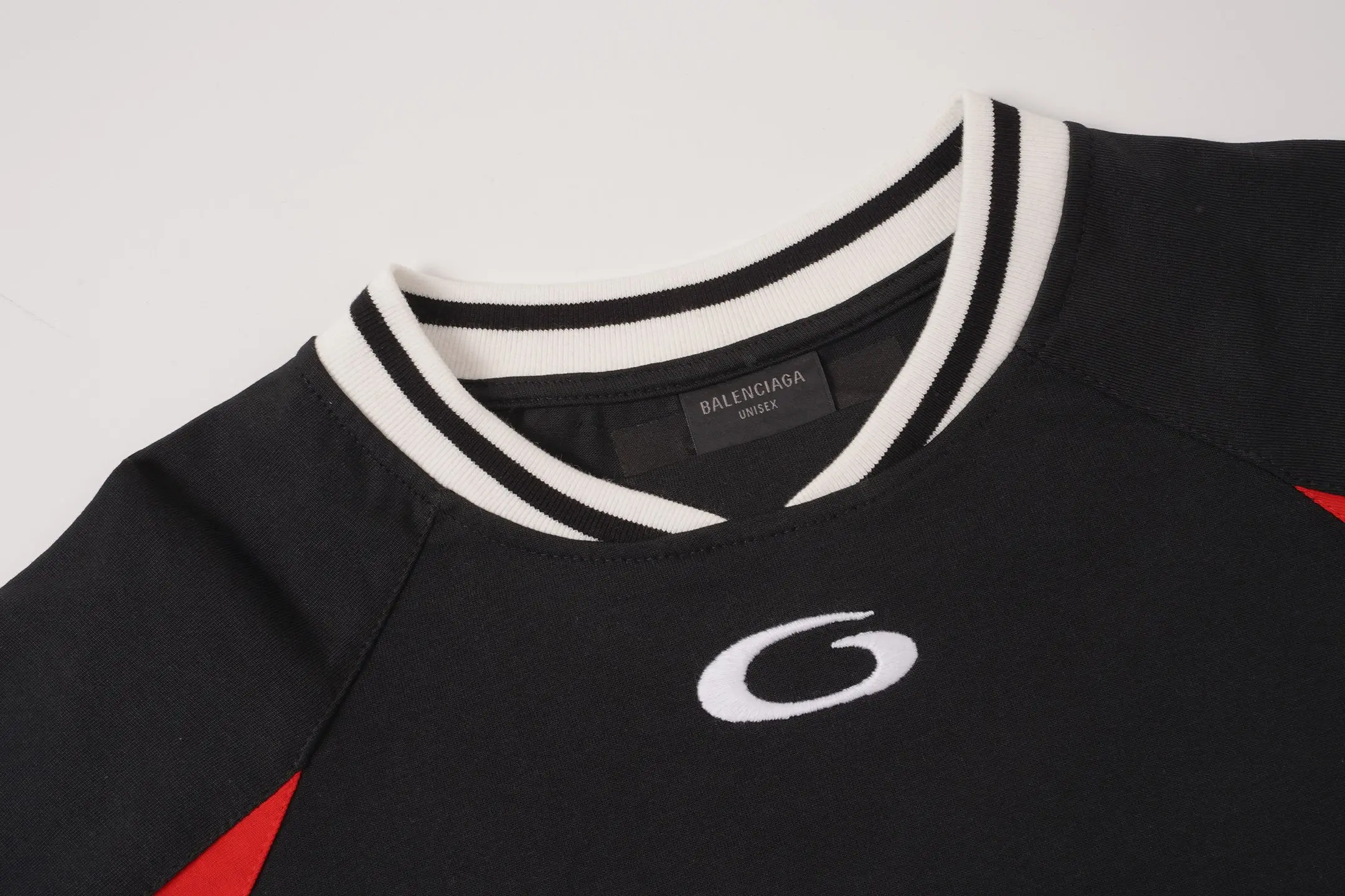 NBA Logo Embroidered Paneled Jersey T-Shirt D19018733 — view 3