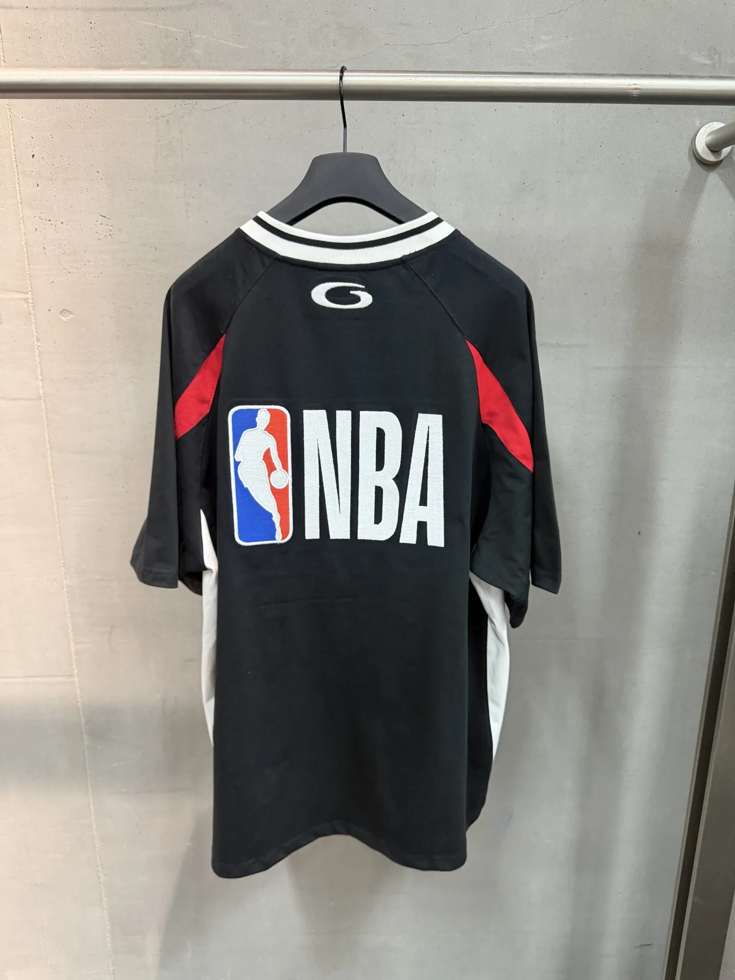 NBA Logo Embroidered Mesh Jersey T-Shirt D19018731 — view 2