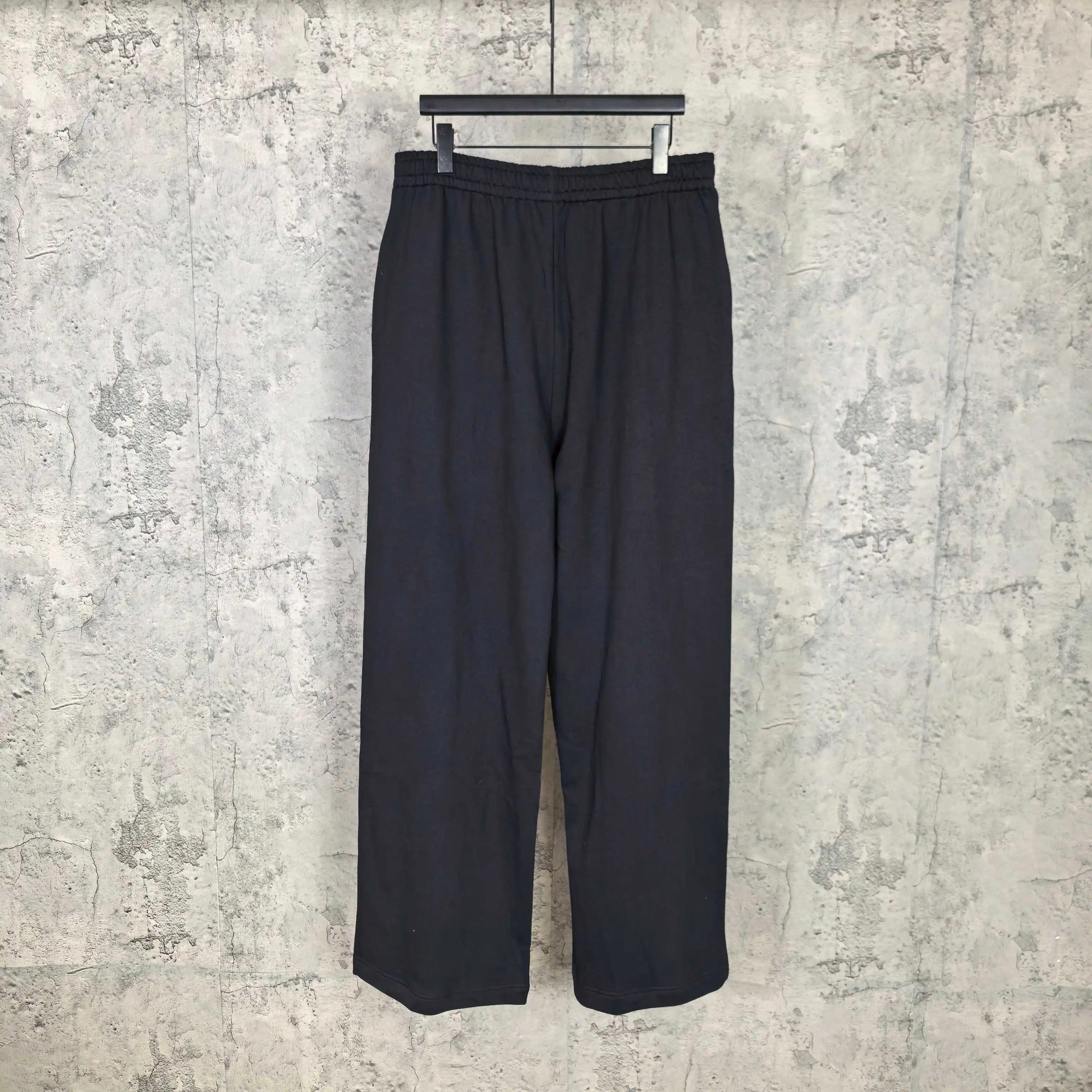 3B Logo Embroidered Wide-Leg Sweatpants D20023186 — view 2