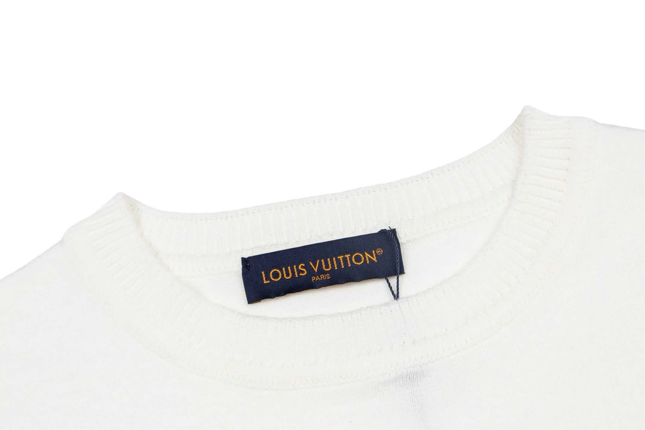Logo Embroidery Pin Detail Knit T-Shirt D21013788 — view 3