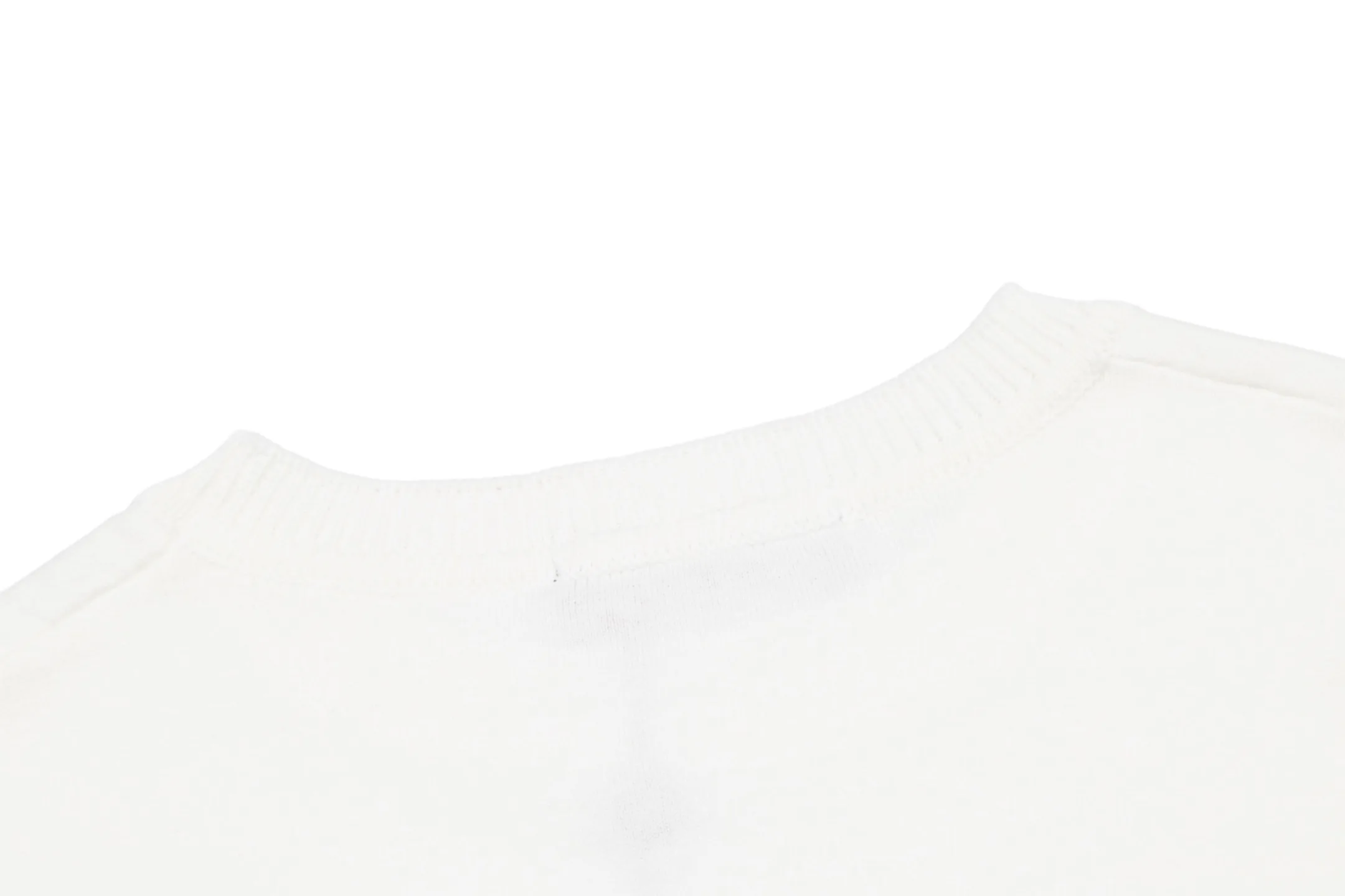 Logo Embroidery Pin Detail Knit T-Shirt D21013788 — view 4