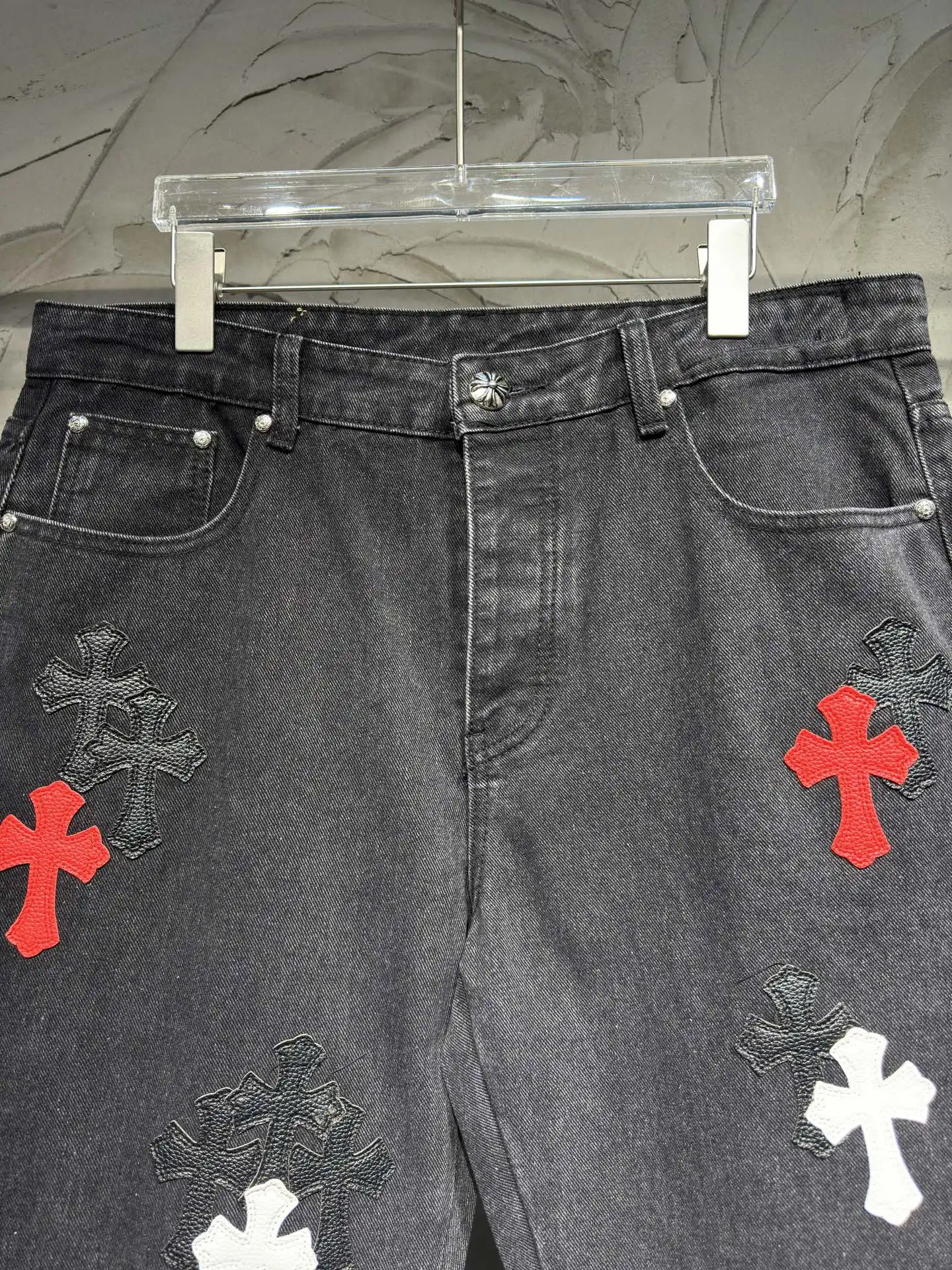 Cross-Patch Distressed Straight-Leg Jeans D21023048 — view 3