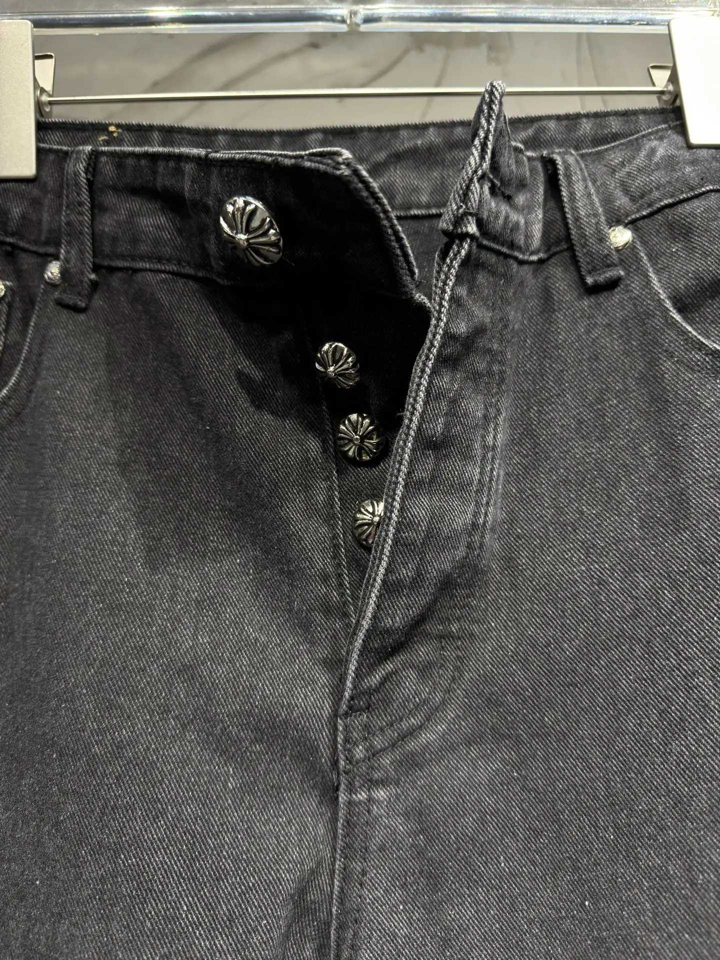 Cross-Patch Distressed Straight-Leg Jeans D21023048 — view 9