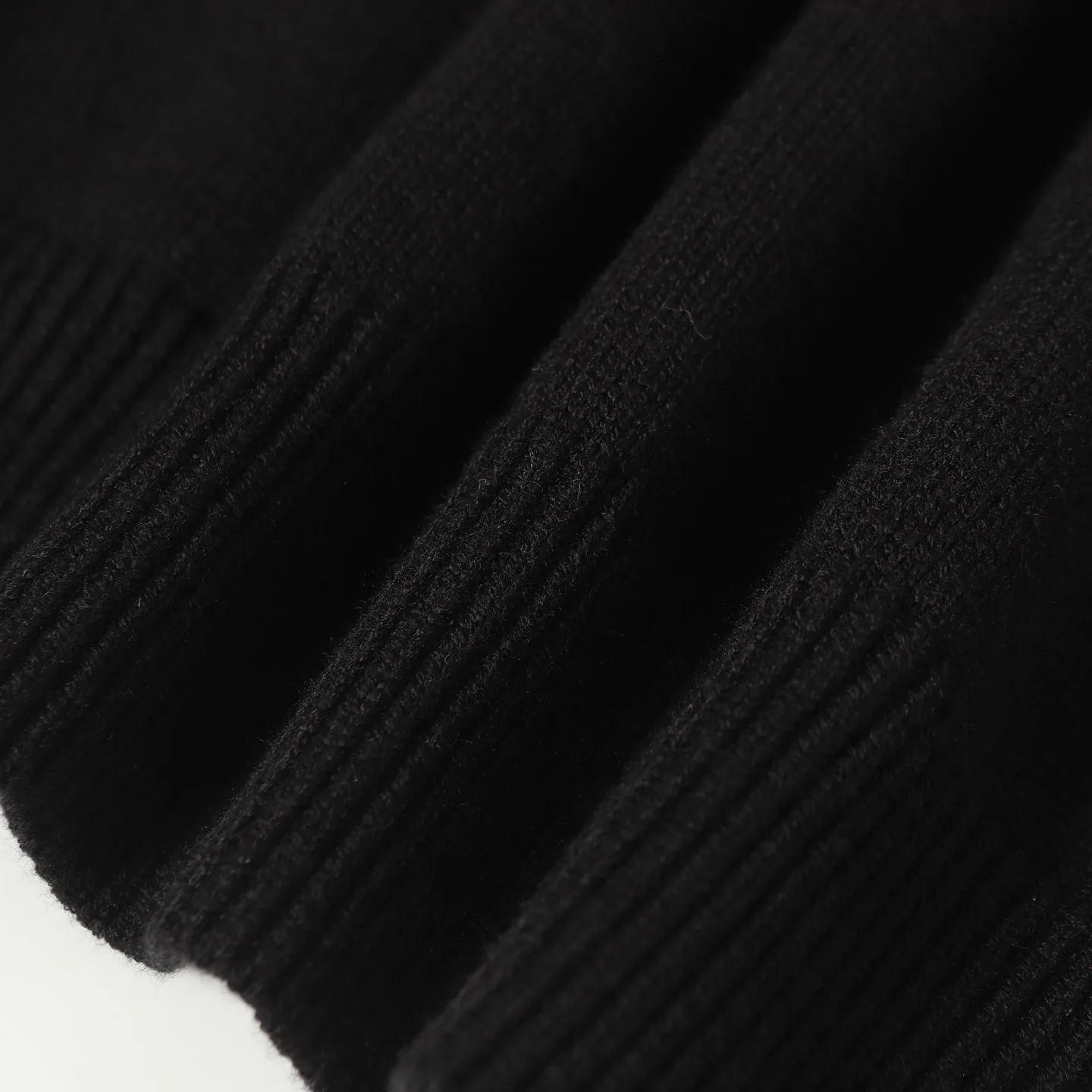 Logo Intarsia Crew-Neck Sweater D21023624 — view 12