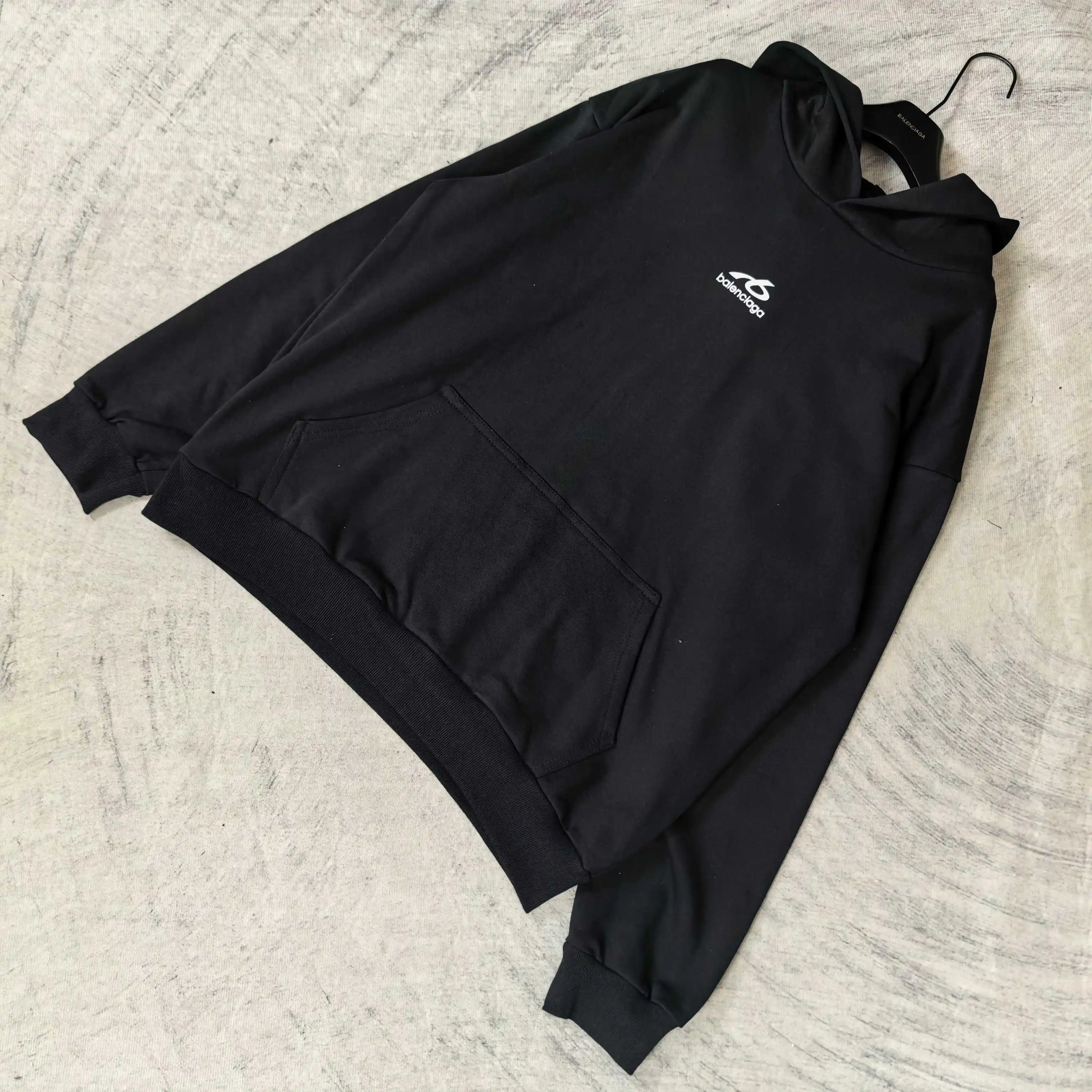 Bodies Medium Fit 3M Reflective Logo Hoodie D21523180 — view 4