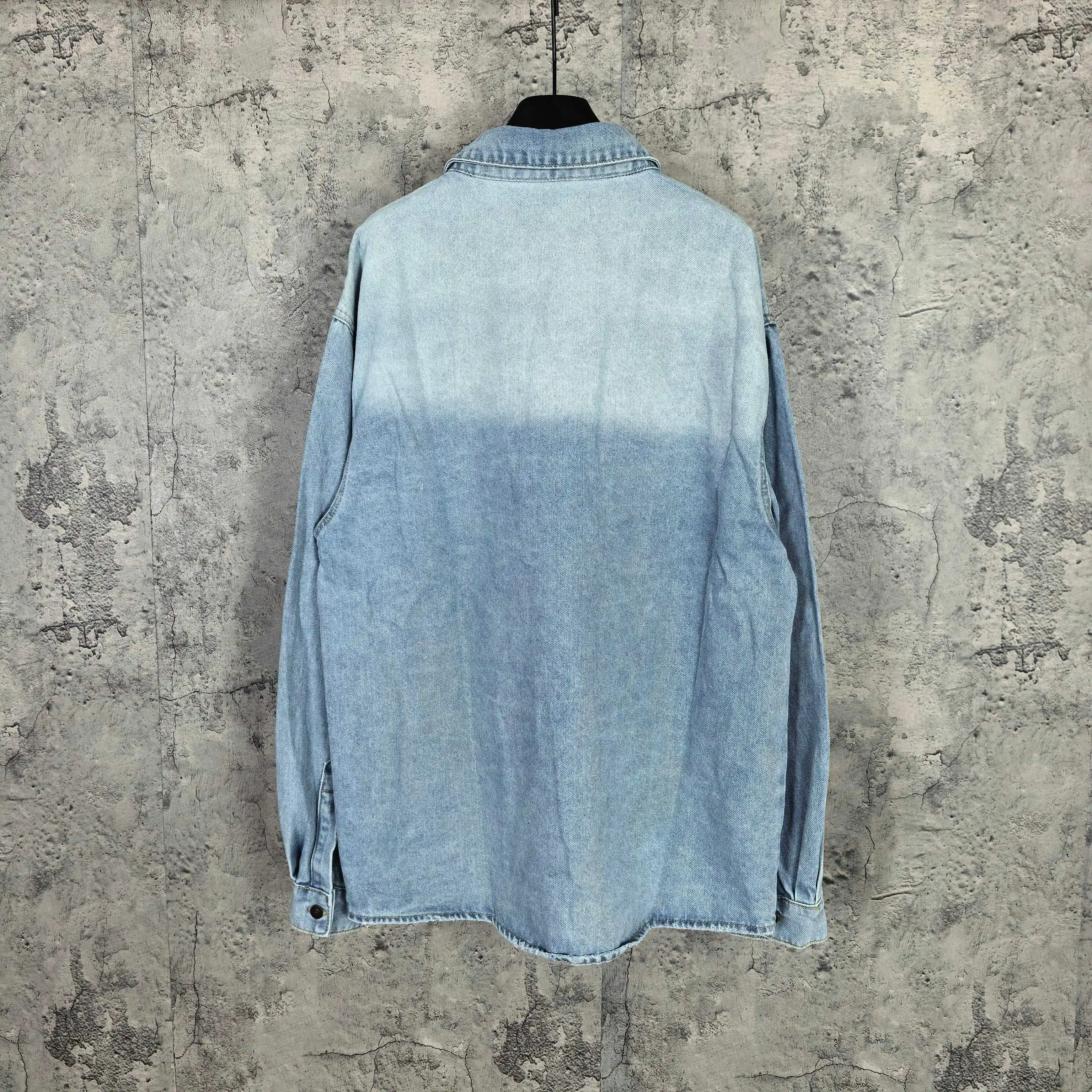 Oversized Washed Denim Shirt Jacket D22023171 — view 2