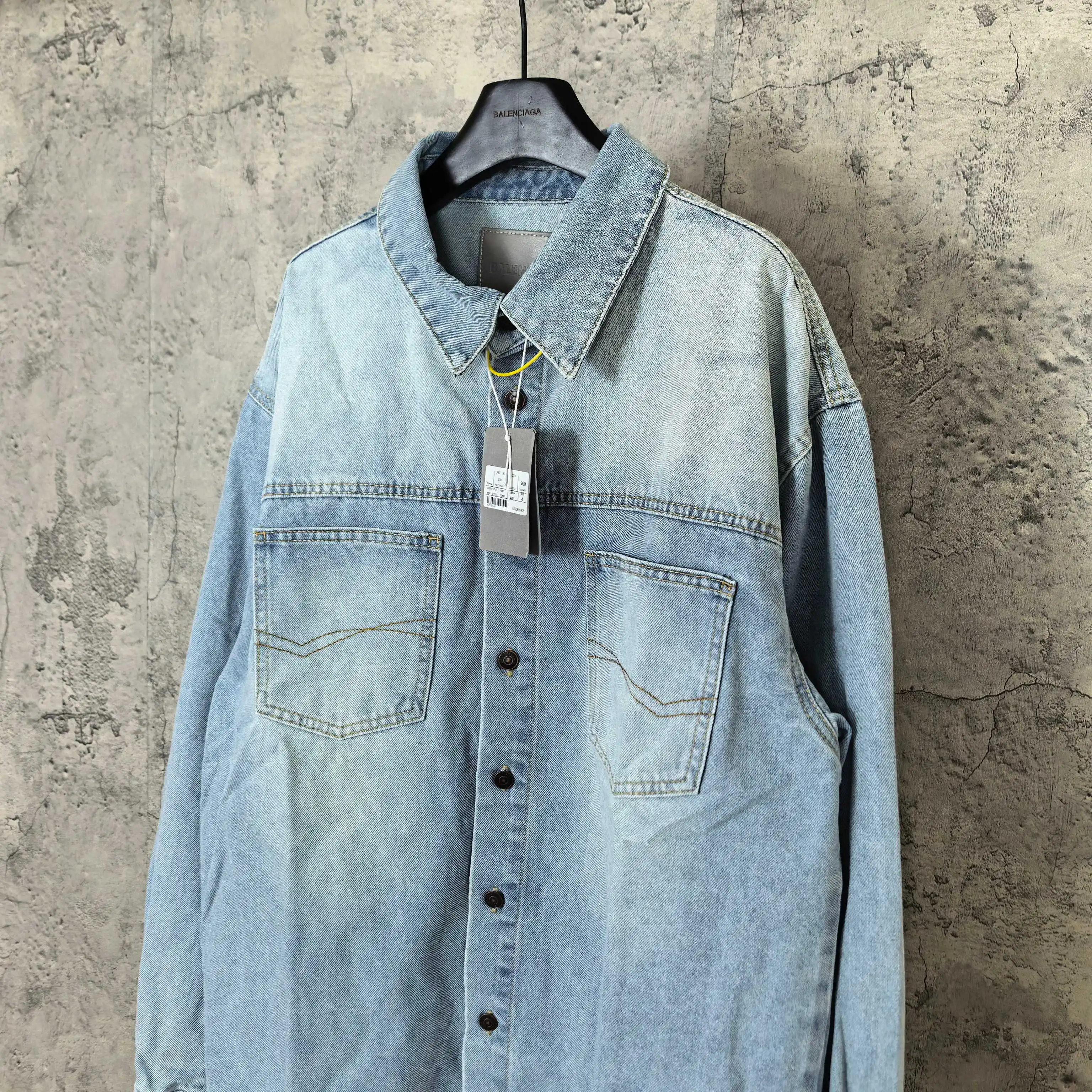 Oversized Washed Denim Shirt Jacket D22023171 — view 9