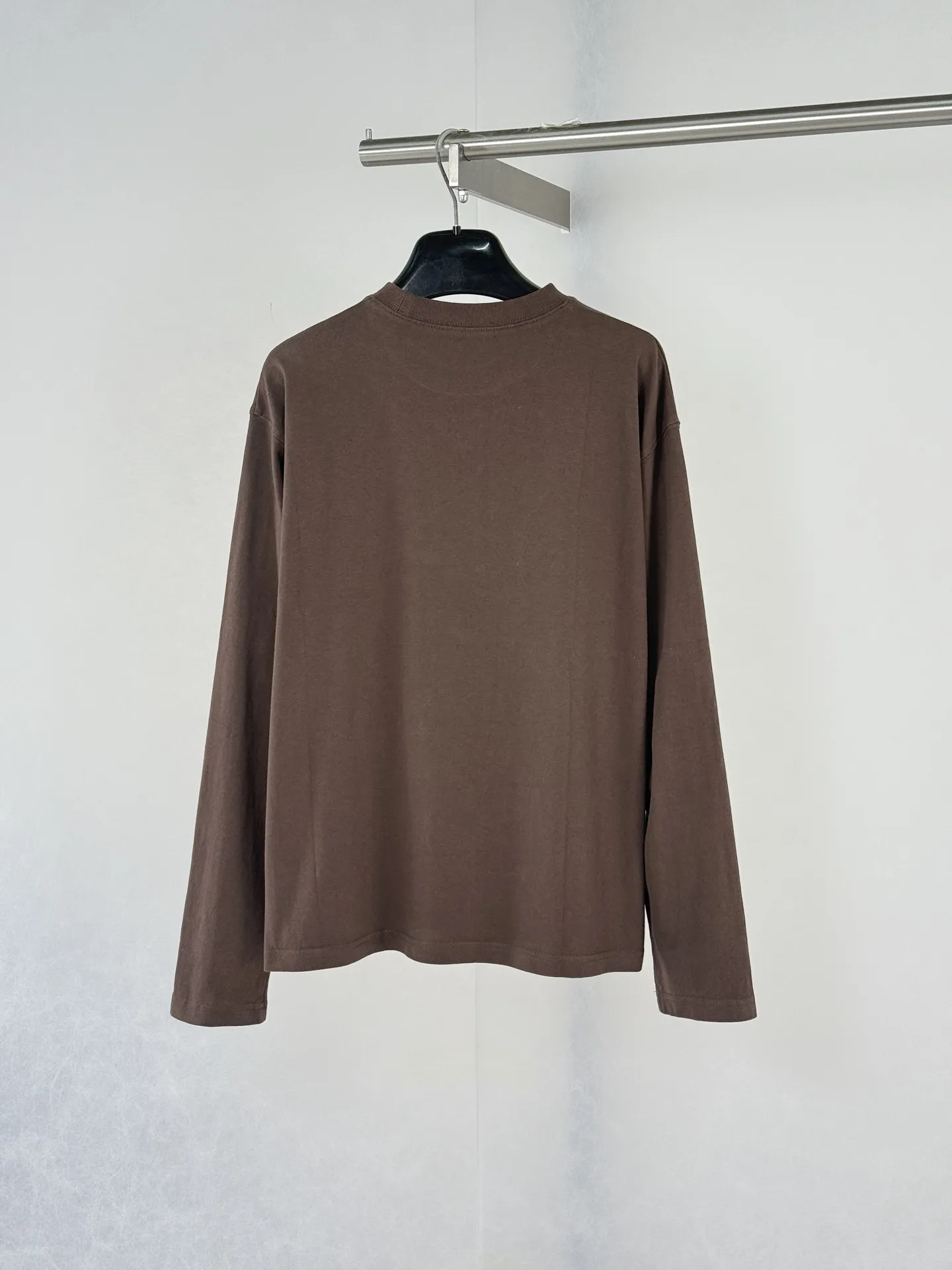 Deconstructed Triangle Logo Long-Sleeve T-Shirt D22020660 — view 2
