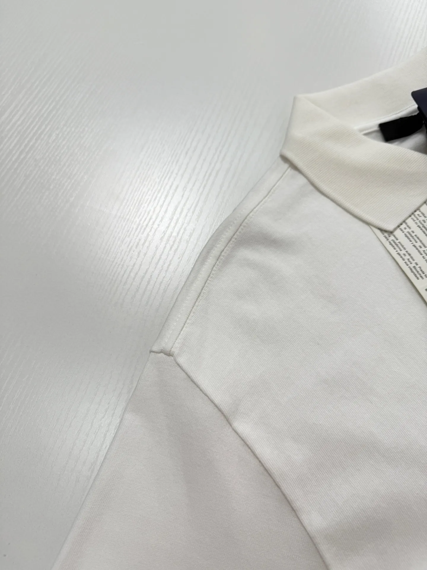 Logo-Patch Long-Sleeve Cotton Polo Shirt D22020753 — view 6
