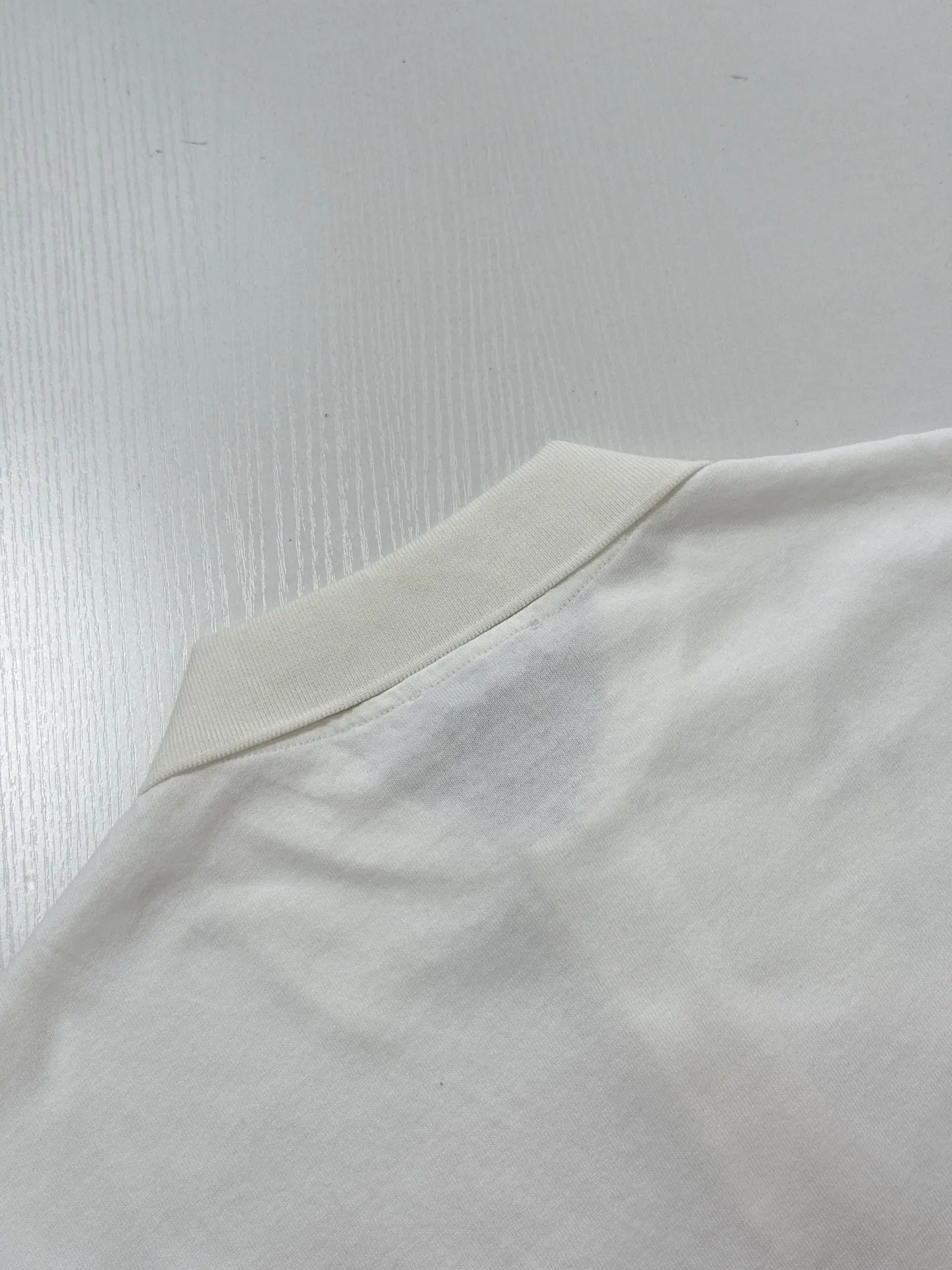 Logo-Patch Long-Sleeve Cotton Polo Shirt D22020753 — view 8