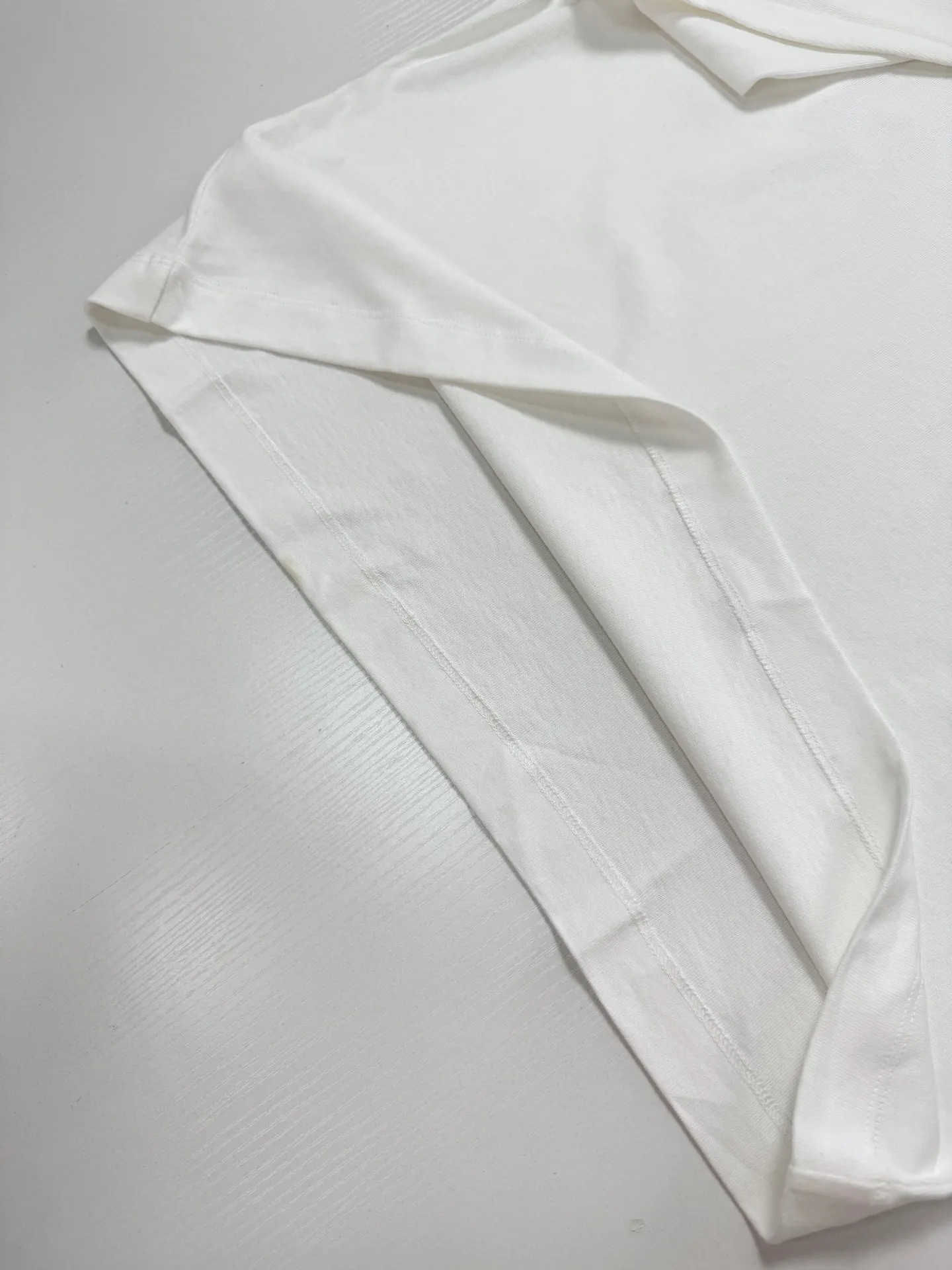 Logo-Patch Long-Sleeve Cotton Polo Shirt D22020753 — view 9