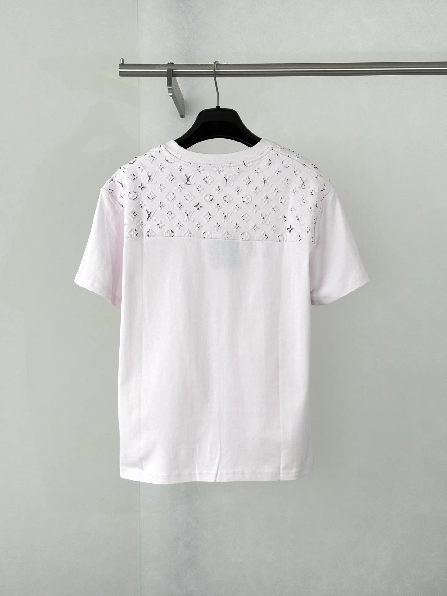 Monogram Embossed Pocket T-Shirt D22523445 — view 2