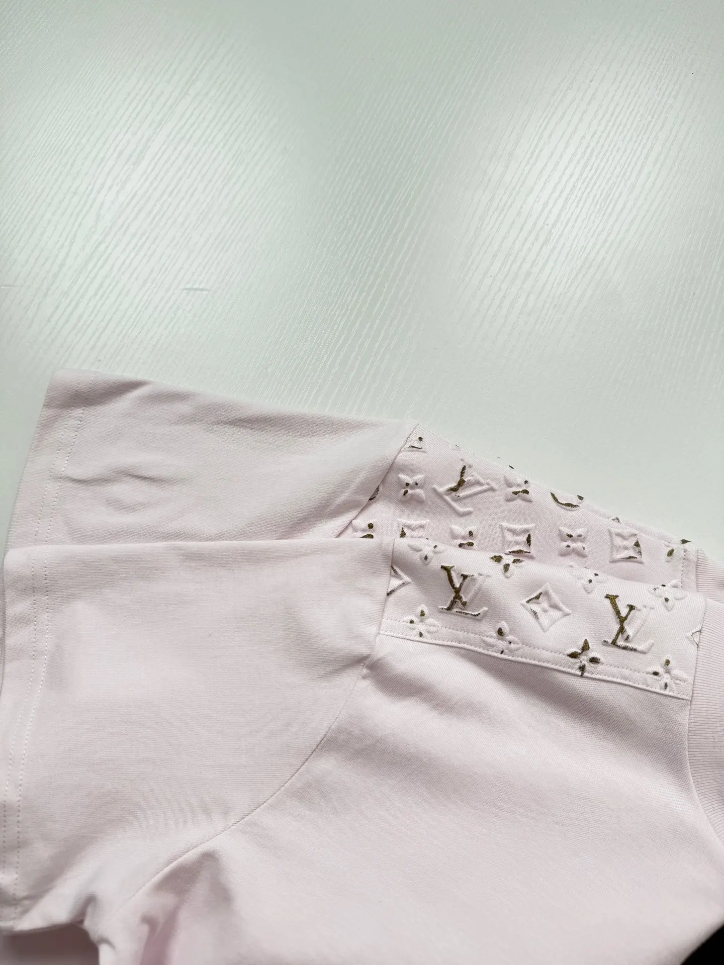 Monogram Embossed Pocket T-Shirt D22523445 — view 7