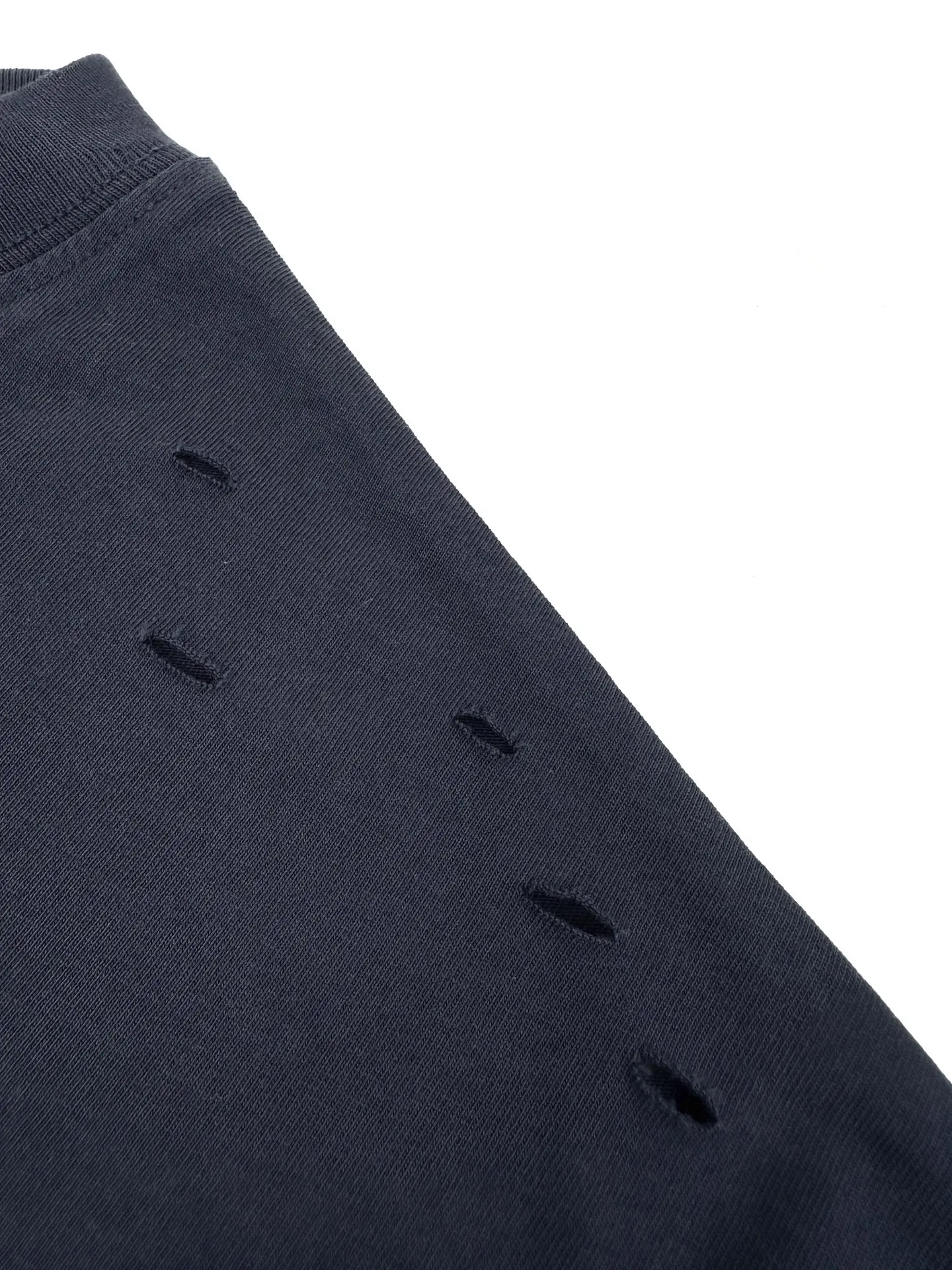 Distressed Layered Logo Long-Sleeve T-Shirt D22519217 — view 7