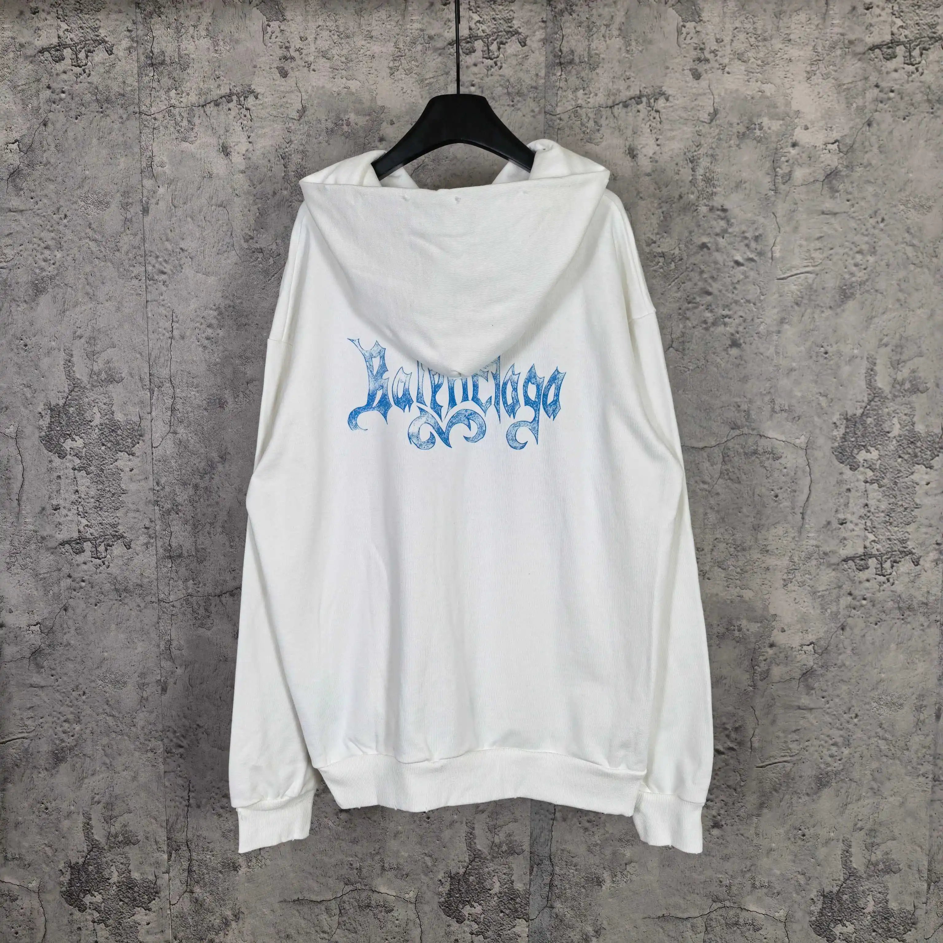 Sketchy Logo Flame Print Zip-Up Hoodie D22523175 — view 2