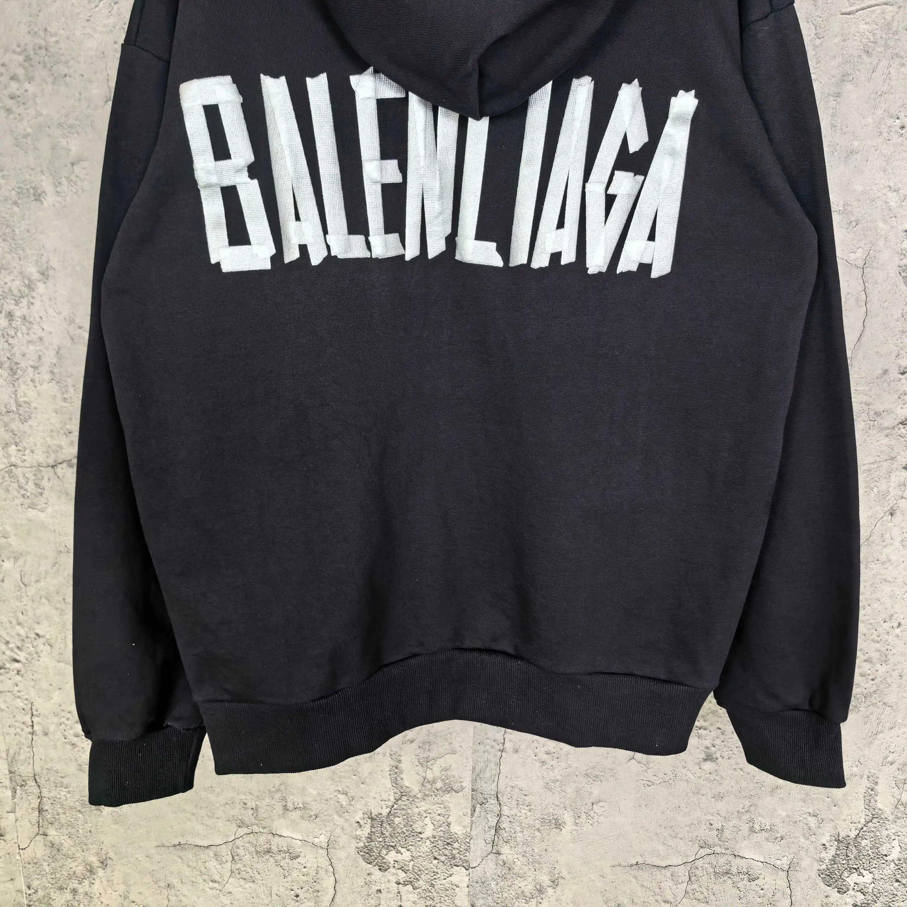 Tape Type Oversized Zip-Up Hoodie D22523202 — view 12