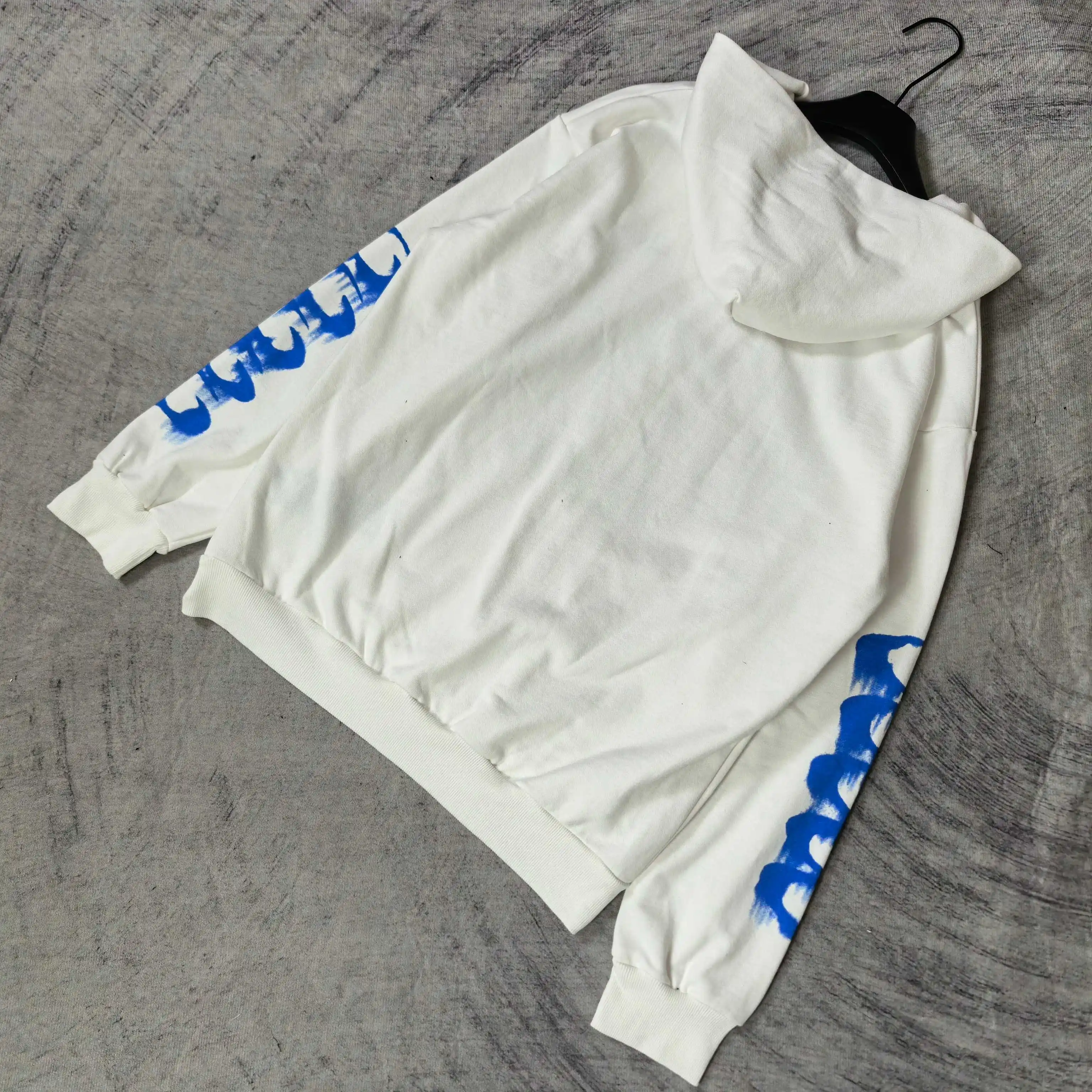 Wet Brush Logo Zip-Up Hoodie D22523183 — view 5