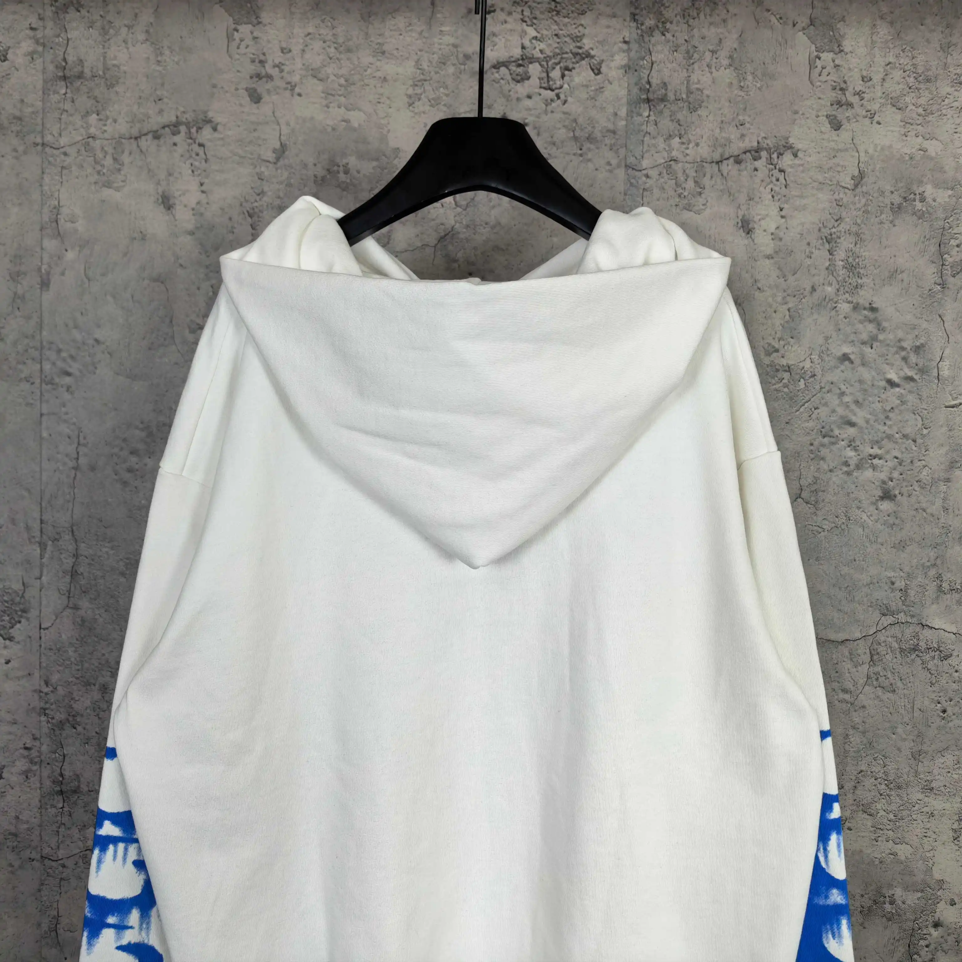 Wet Brush Logo Zip-Up Hoodie D22523183 — view 6