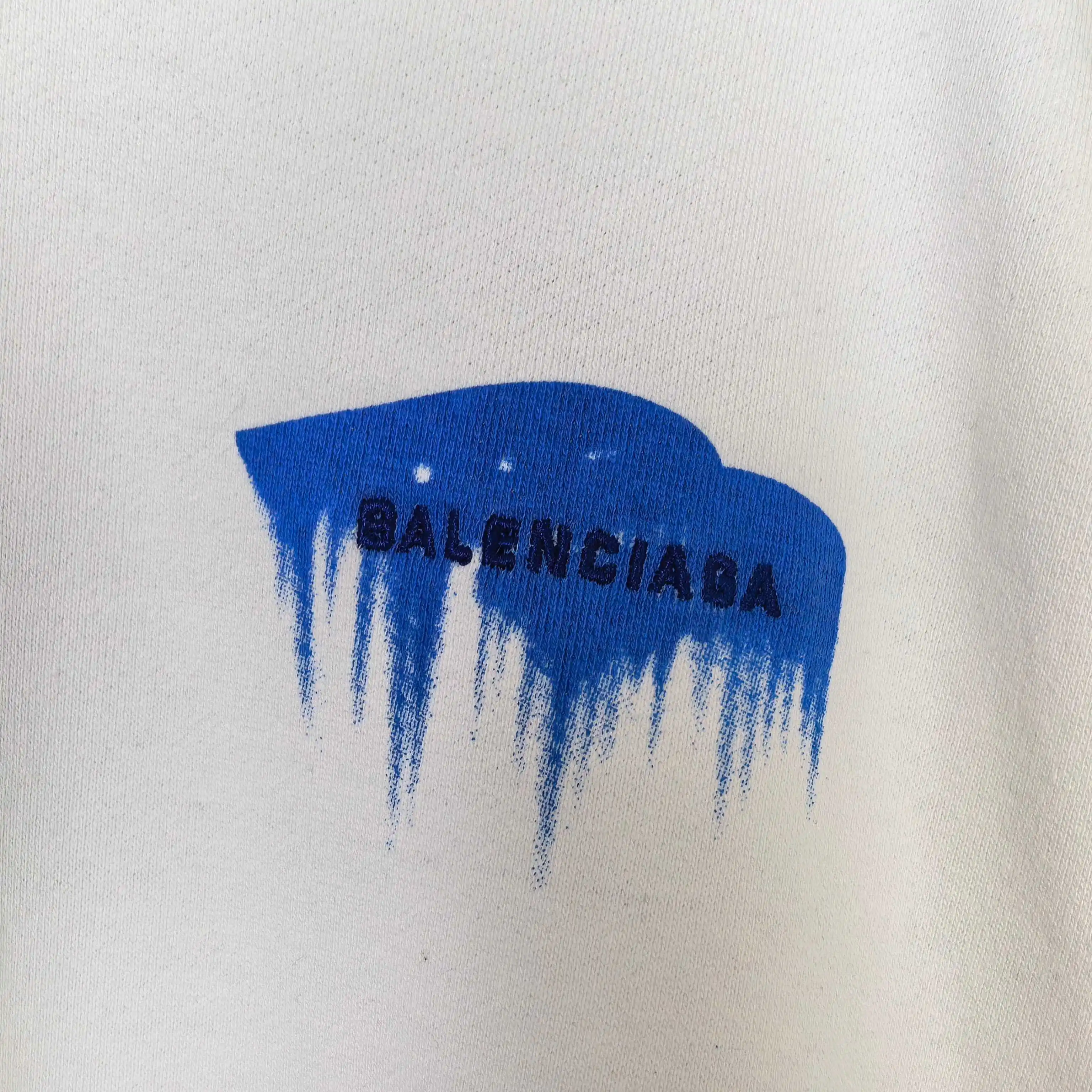 Wet Brush Logo Zip-Up Hoodie D22523183 — view 8