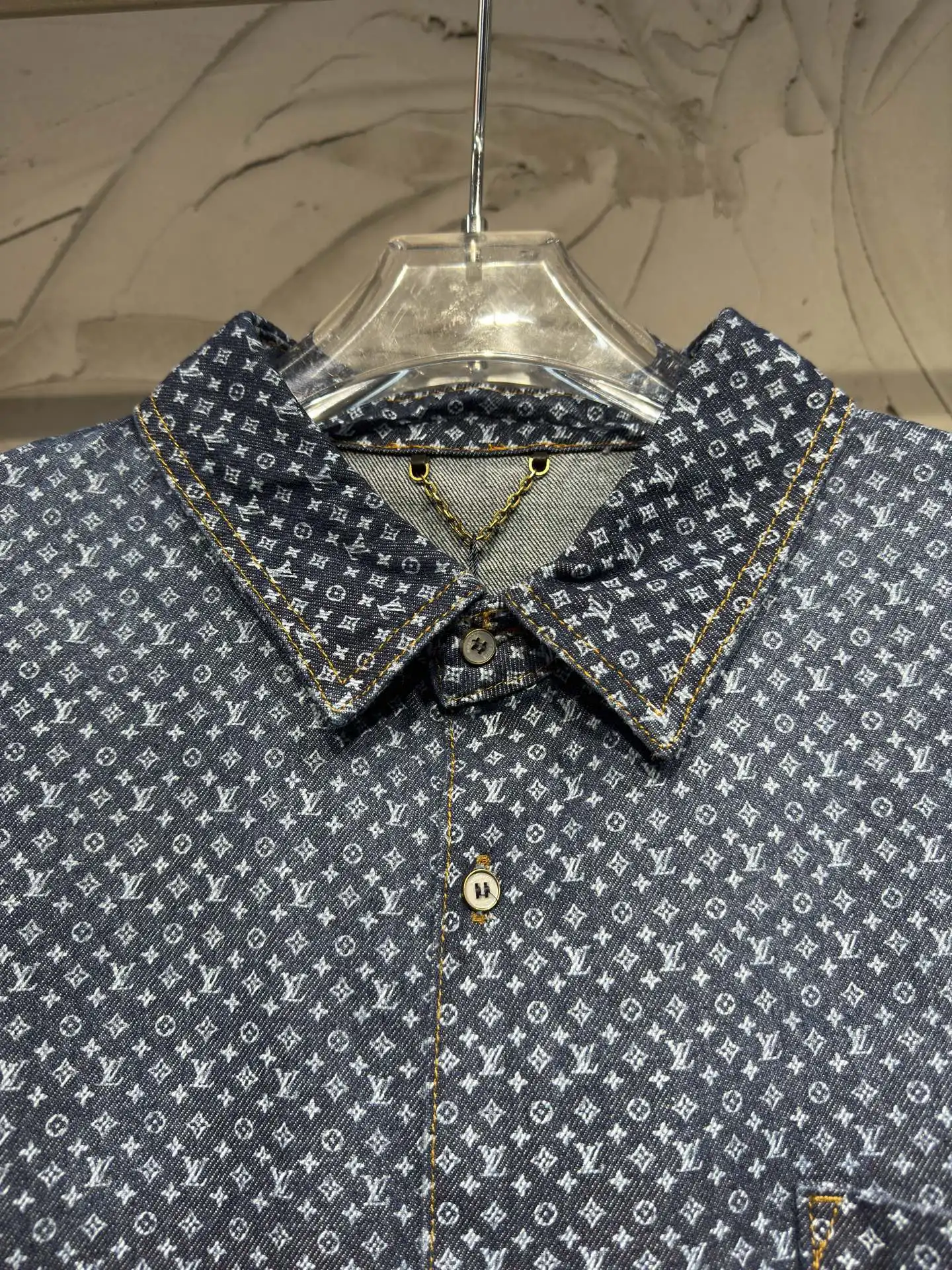 Monogram Print Short-Sleeve Denim Shirt D22523022 — view 8